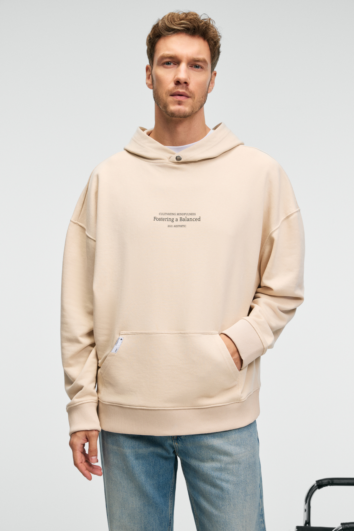 GRIMELANGE Erkek %100 Pamuk Kapüşonlu Çıtçıtlı Baskılı Cebi Süs Etiketli KREM Sweatshirt görsel 3
