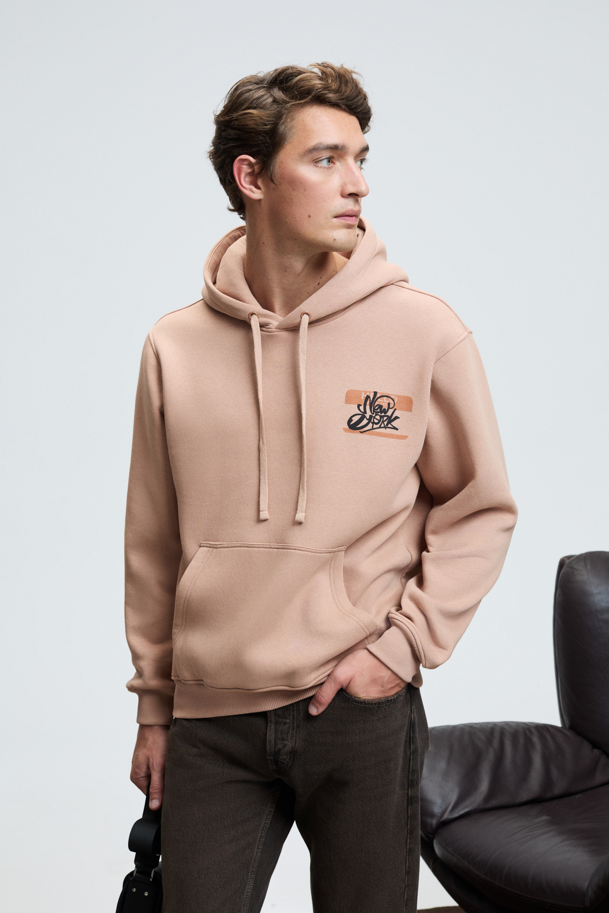 GRIMELANGE Erkek Kapüşonlu Kanguru Cepli Göğsü Nakışlı Regular Fit VİZON Sweatshirt görsel 3