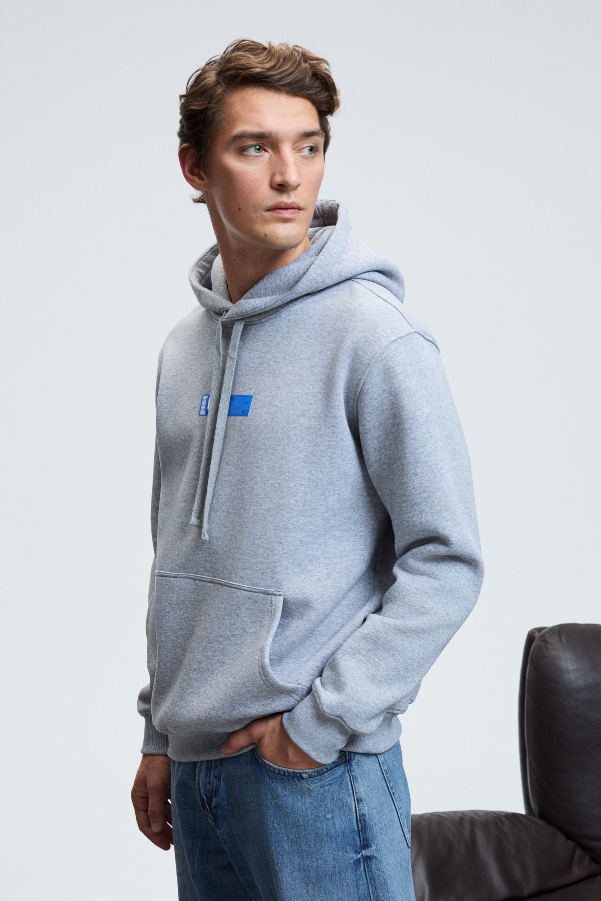 GRIMELANGE Erkek Kapüşonlu Kanguru Cepli Göğsü Nakışlı Regular Fit GRİ MELANJ Sweatshirt görsel 5
