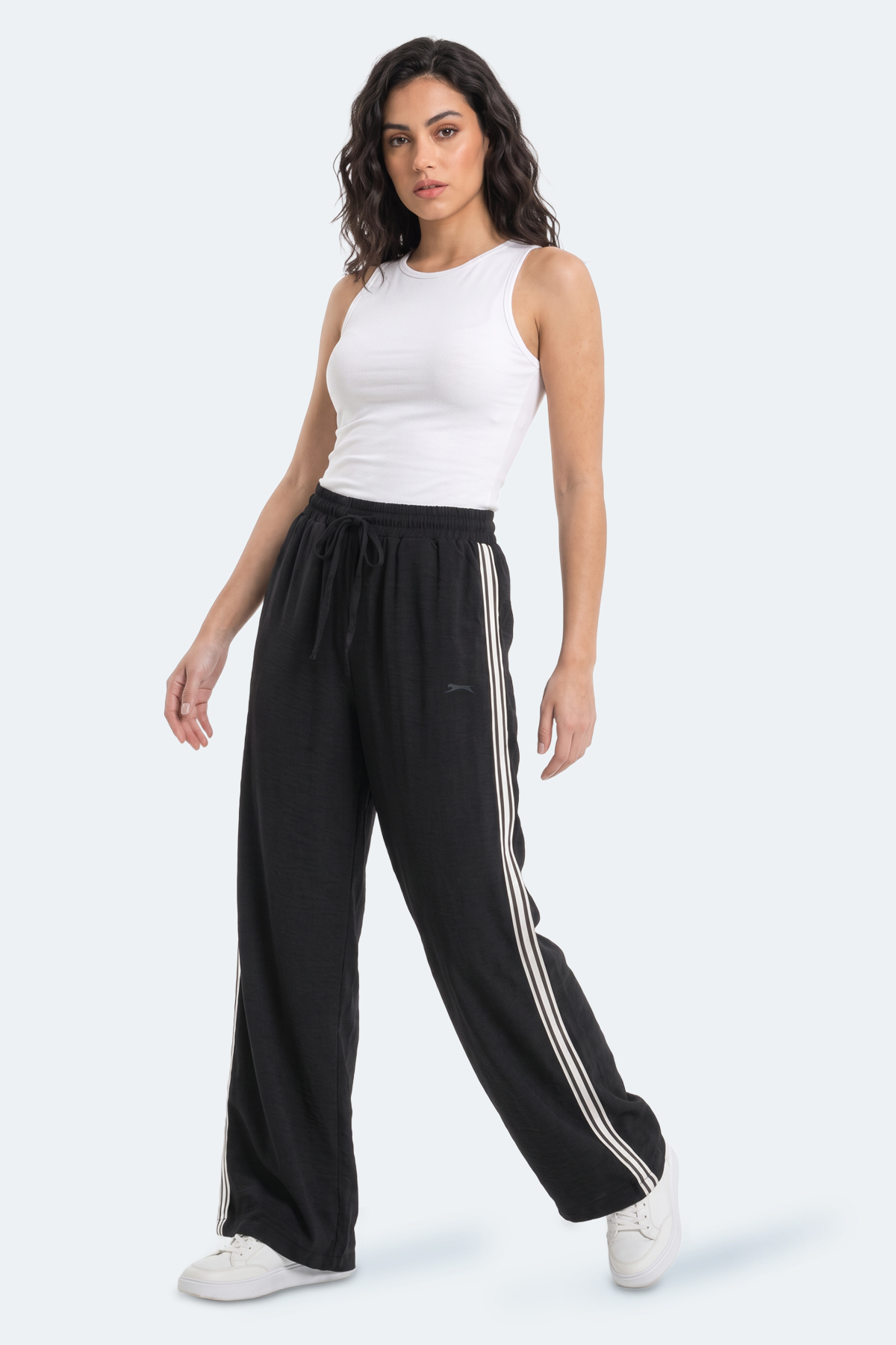 SLAZENGER STARLIGHT IN Kadın Bol Paça Siyah Eşofman Altı görsel 2