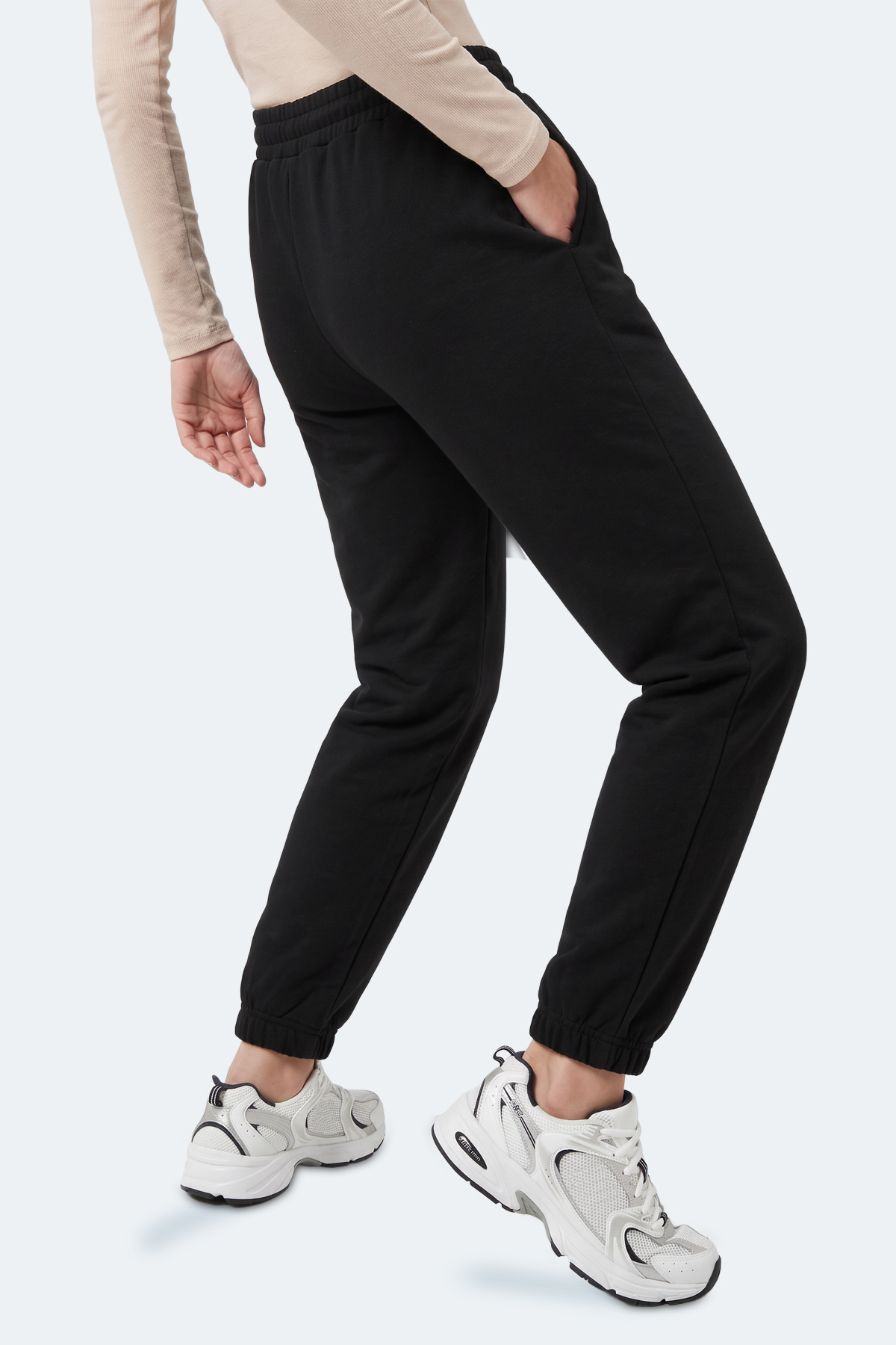 SLAZENGER NESSA I Kadın Siyah Eşofman Altı görsel 5