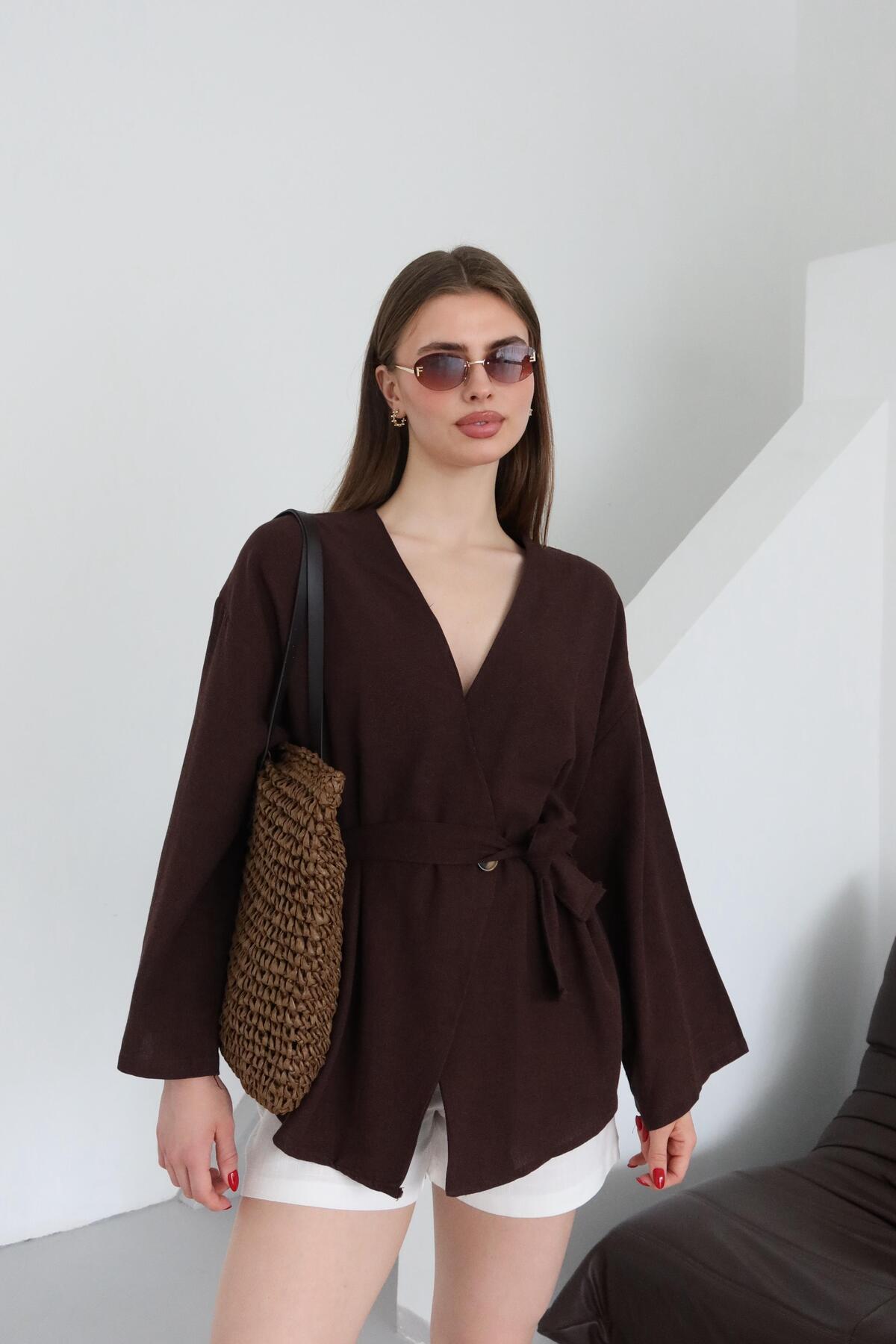 Laluvia Kahverengi Düğme Detaylı Kemerli Kimono - 005 görsel 3