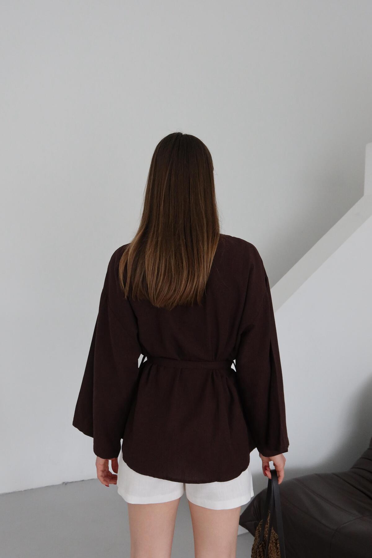 Laluvia Kahverengi Düğme Detaylı Kemerli Kimono - 005 görsel 5