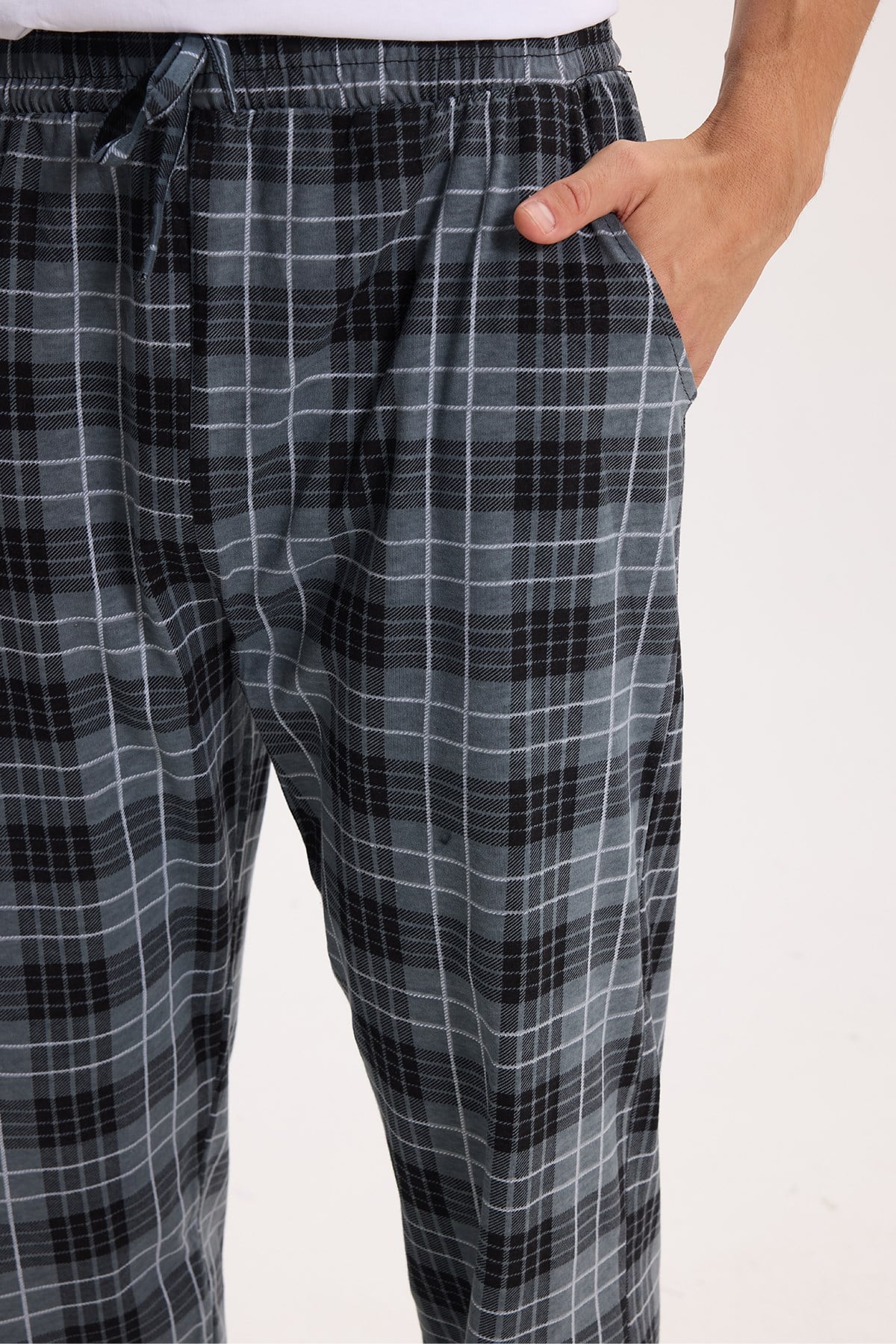 TUDORS Erkek Standart Fit Normal Kesim Pamuklu Kareli Beli Bağcıklı Cepli Gri Pijama Altı görsel 2