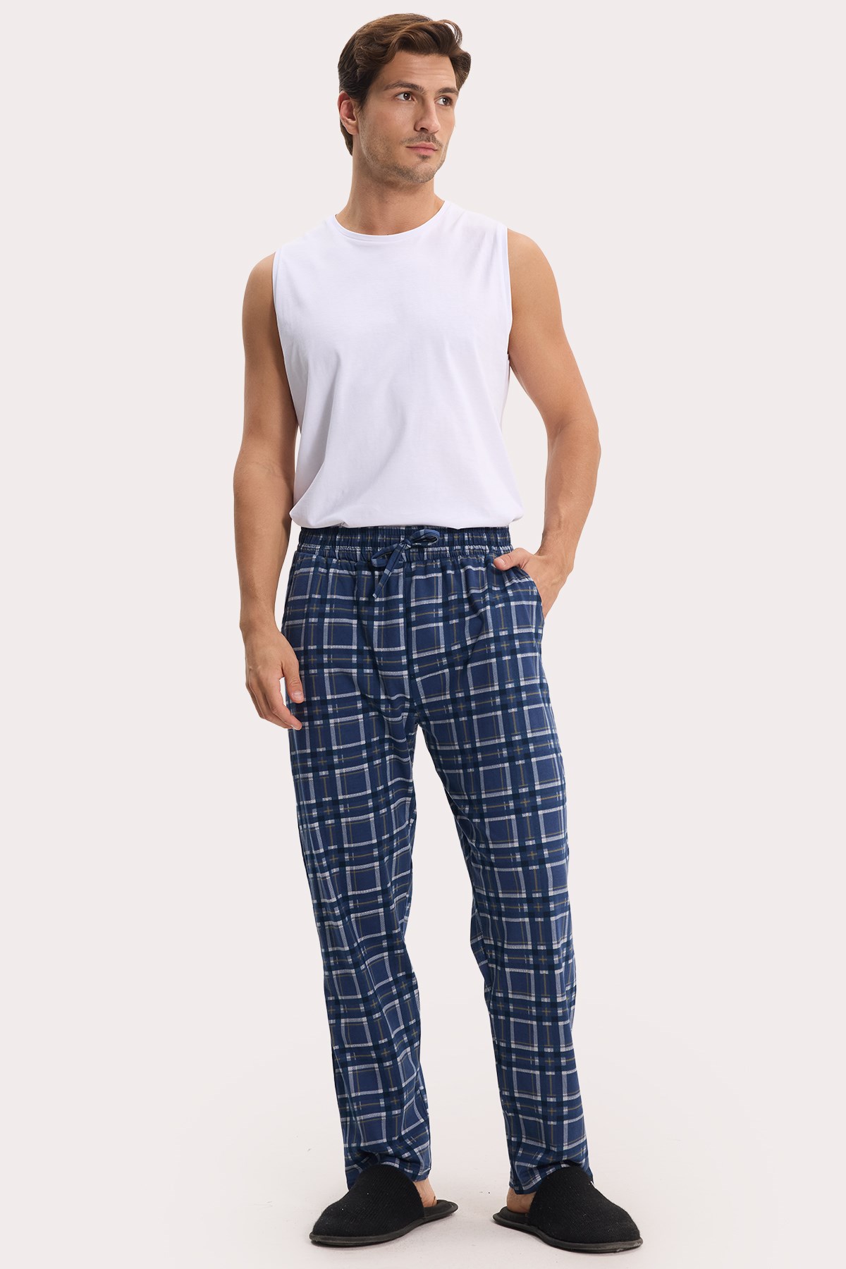 TUDORS Erkek Standart Fit Normal Kesim Pamuklu Kareli Beli Bağcıklı Cepli Lacivert Pijama Altı