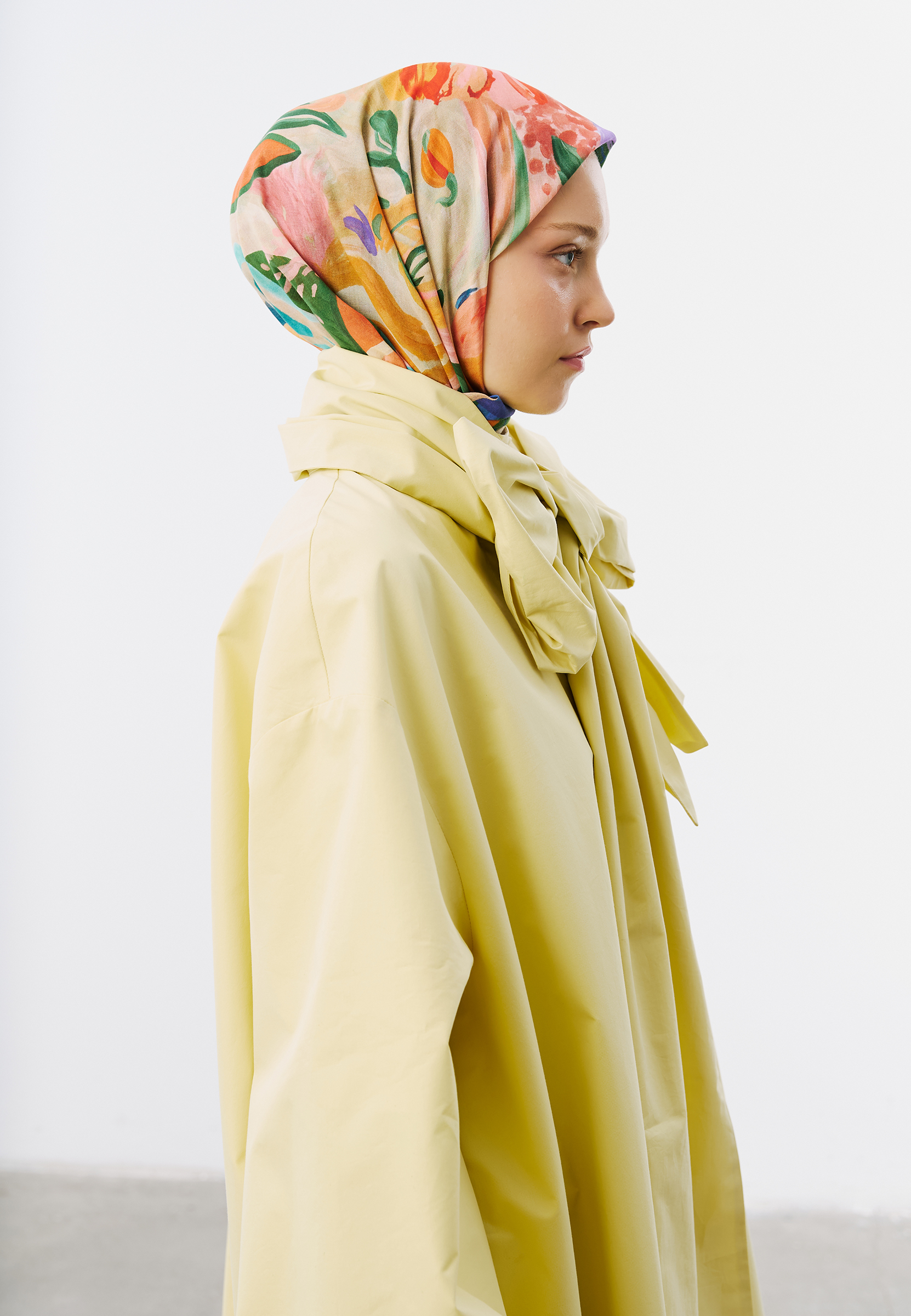 Fresh Scarfs Floral Fiesta Desen Vual Eşarp Yeşil görsel 2