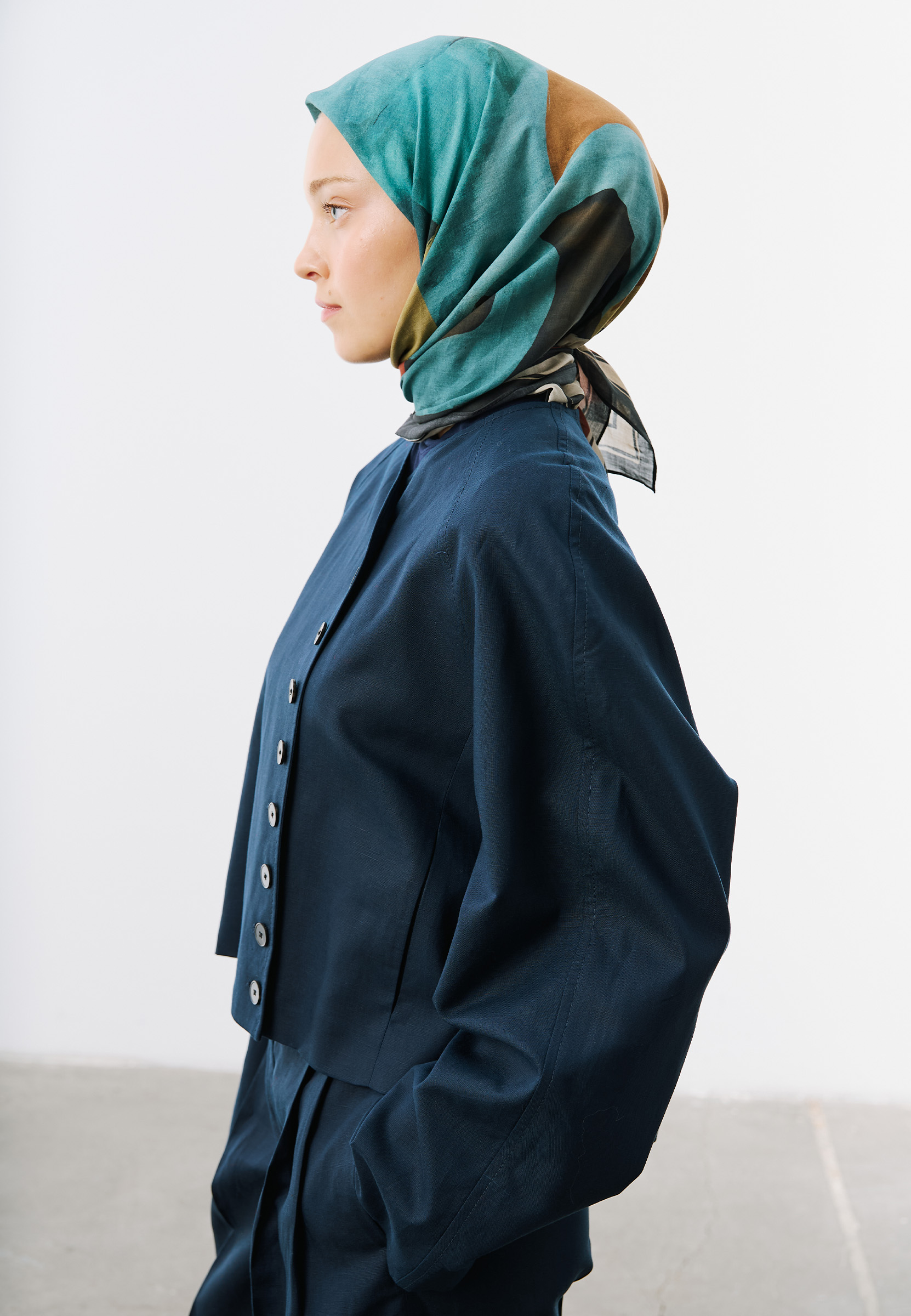 Fresh Scarfs Modern Blocks Desen Vual Eşarp Lacivert görsel 3