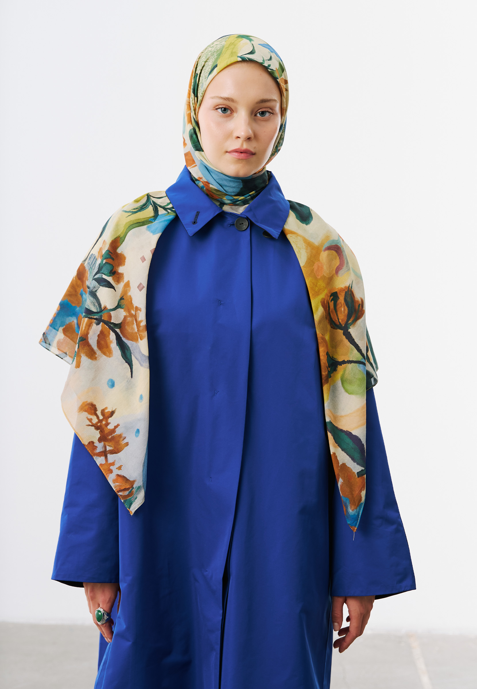 Fresh Scarfs Summer Reverie Desen Vual Eşarp Lacivert görsel 2