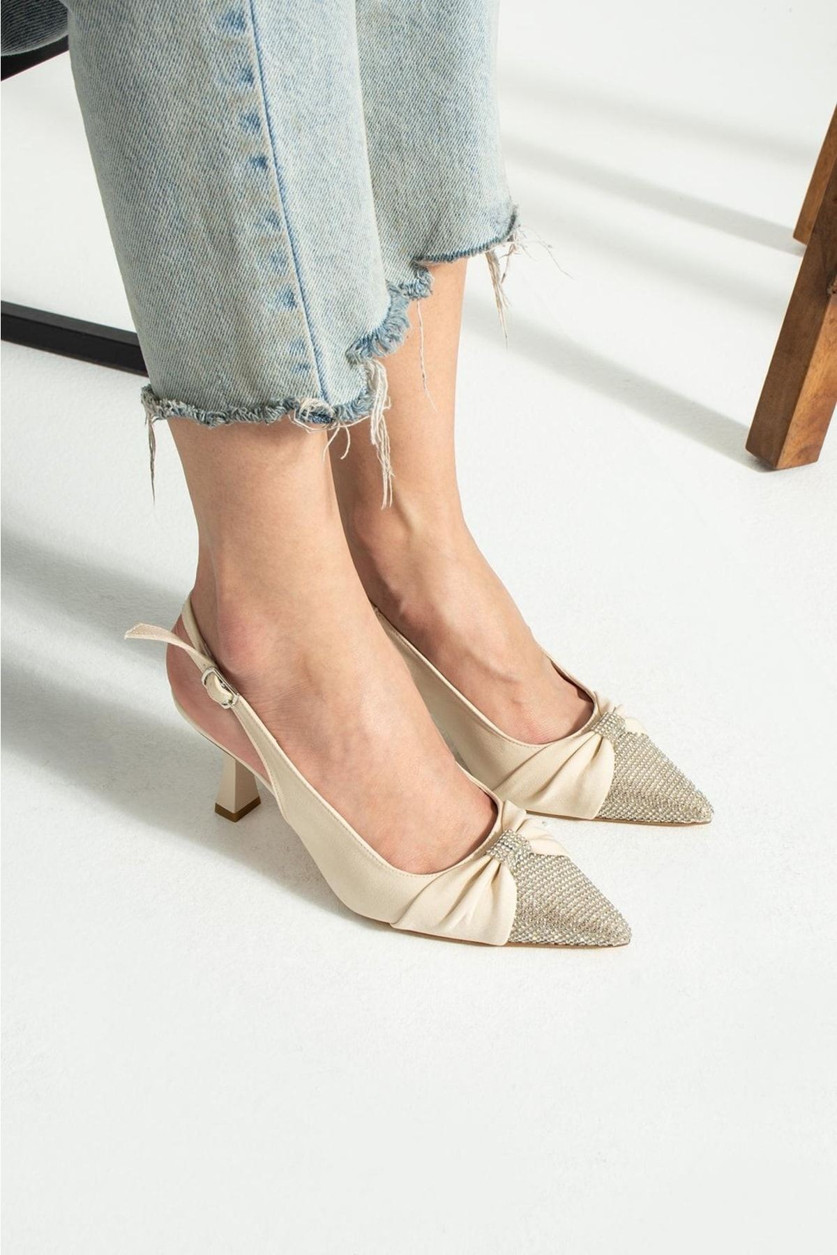 DUXAL SHOES Siyah Saten Önü Taşlı Kadın Topuklu Ayakkabı görsel 4
