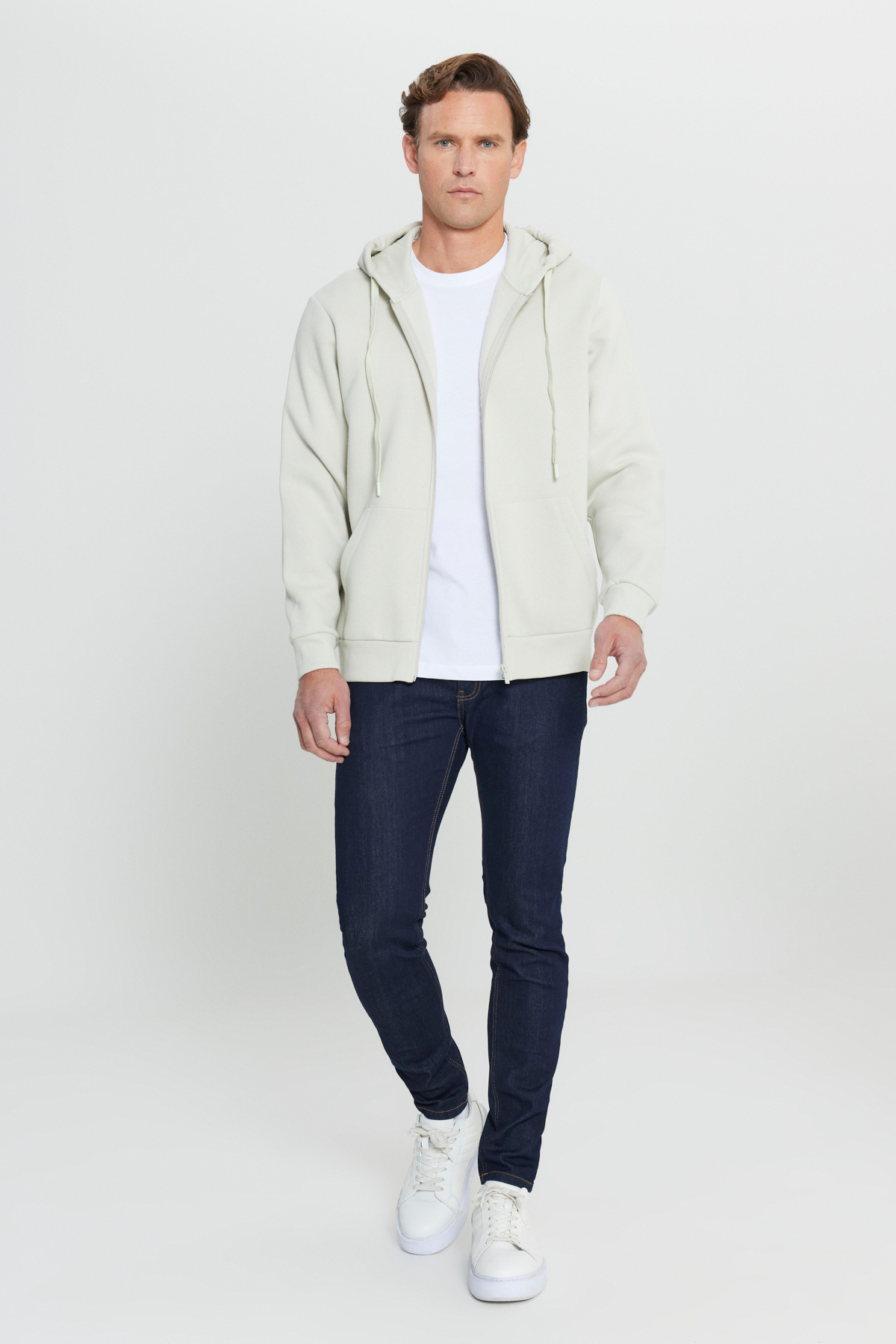 AC&Co / Altınyıldız Classics Bej Standart Fit Normal Kesim Kapüşonlu Erkek Fermuarlı Sweatshirt Hırka görsel 2