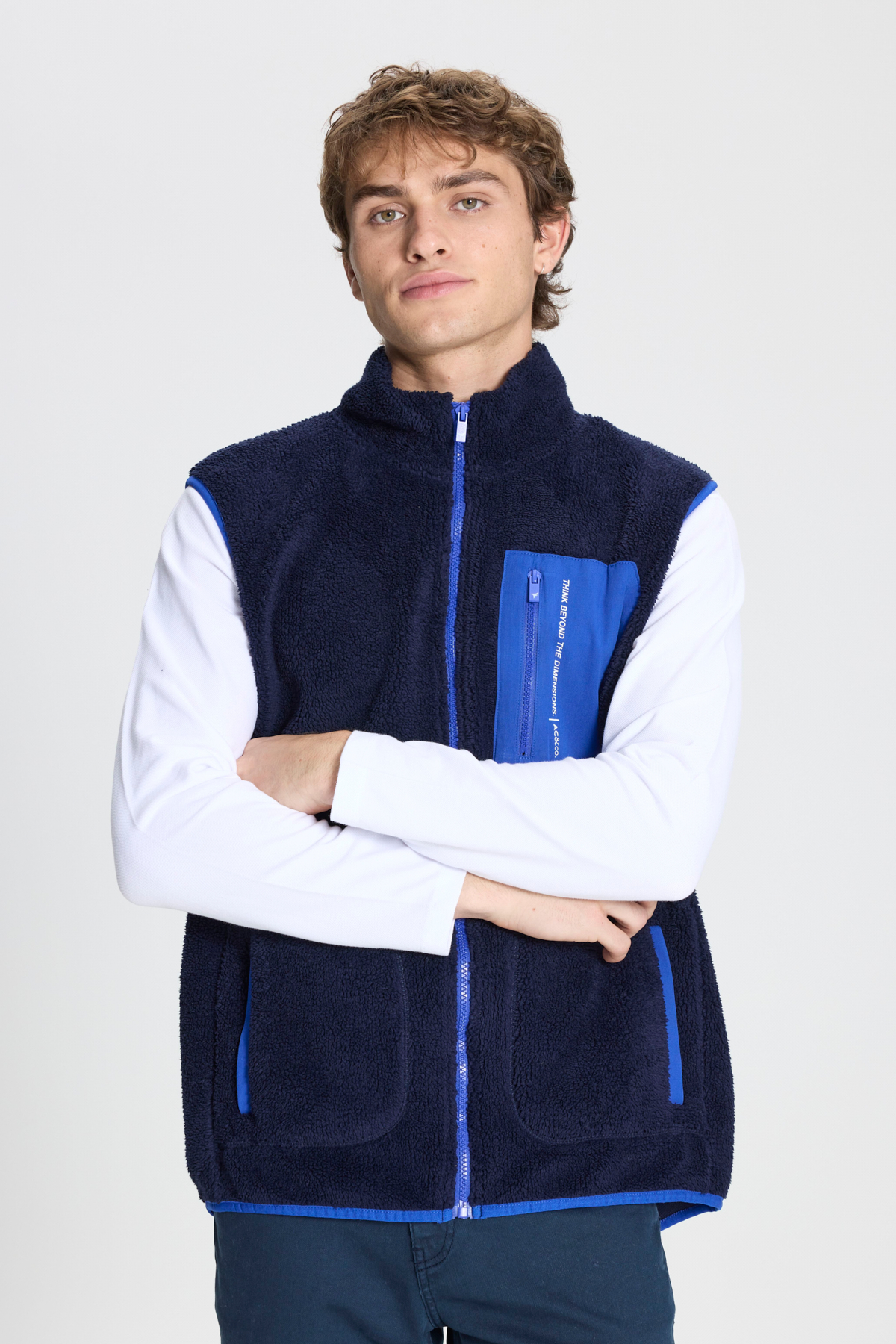 AC&Co / Altınyıldız Classics Erkek Lacivert Standart Fit Normal Kesim Dik Yaka Polar Yelek görsel 4