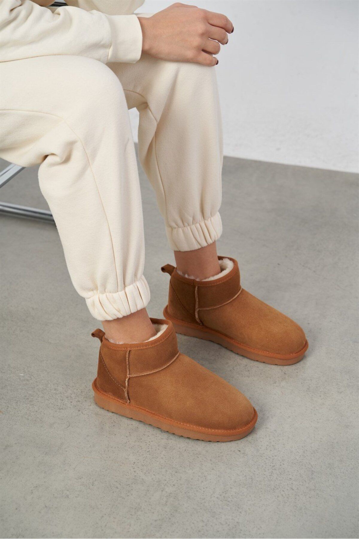 DUXAL SHOES Mini Gri Süet Yarım Bot içi Tüylü Düz Taban Kadın Ayakkabı