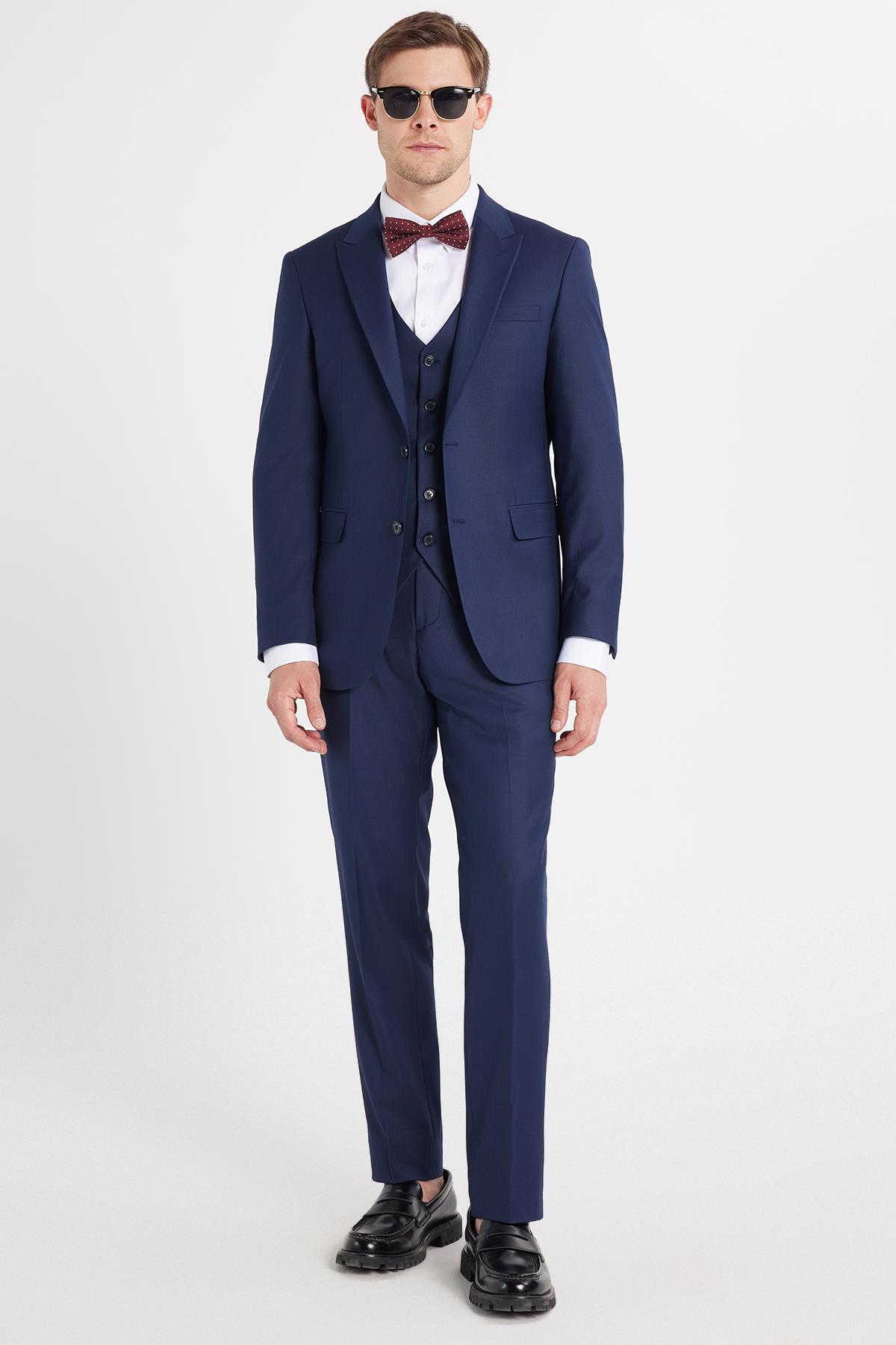 TUDORS Erkek Slim Fit Lacivert Esnek Elastanlı Kumaş Sivri Yaka Yelekli Takım Elbise görsel 4