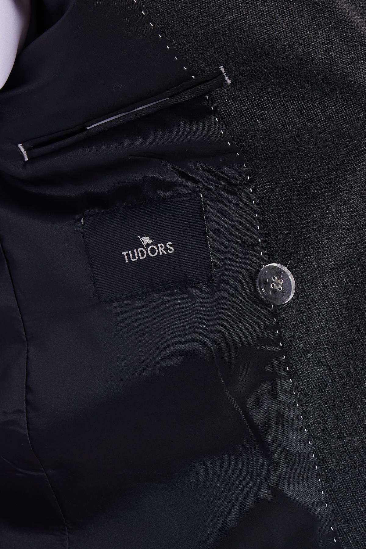 TUDORS Erkek Slim Fit Sivri Yaka Çizgili Kapaklı Cepli Antrasit Takım Elbise görsel 5