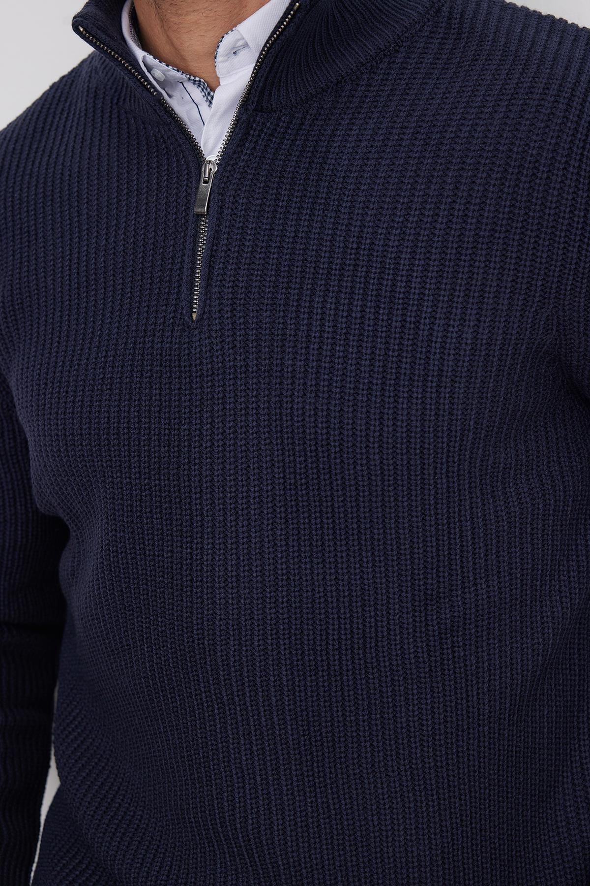 TUDORS Erkek Slim Fit Dar Kesim Fermuarlı Lacivert Dik Yaka Triko Kazak görsel 3