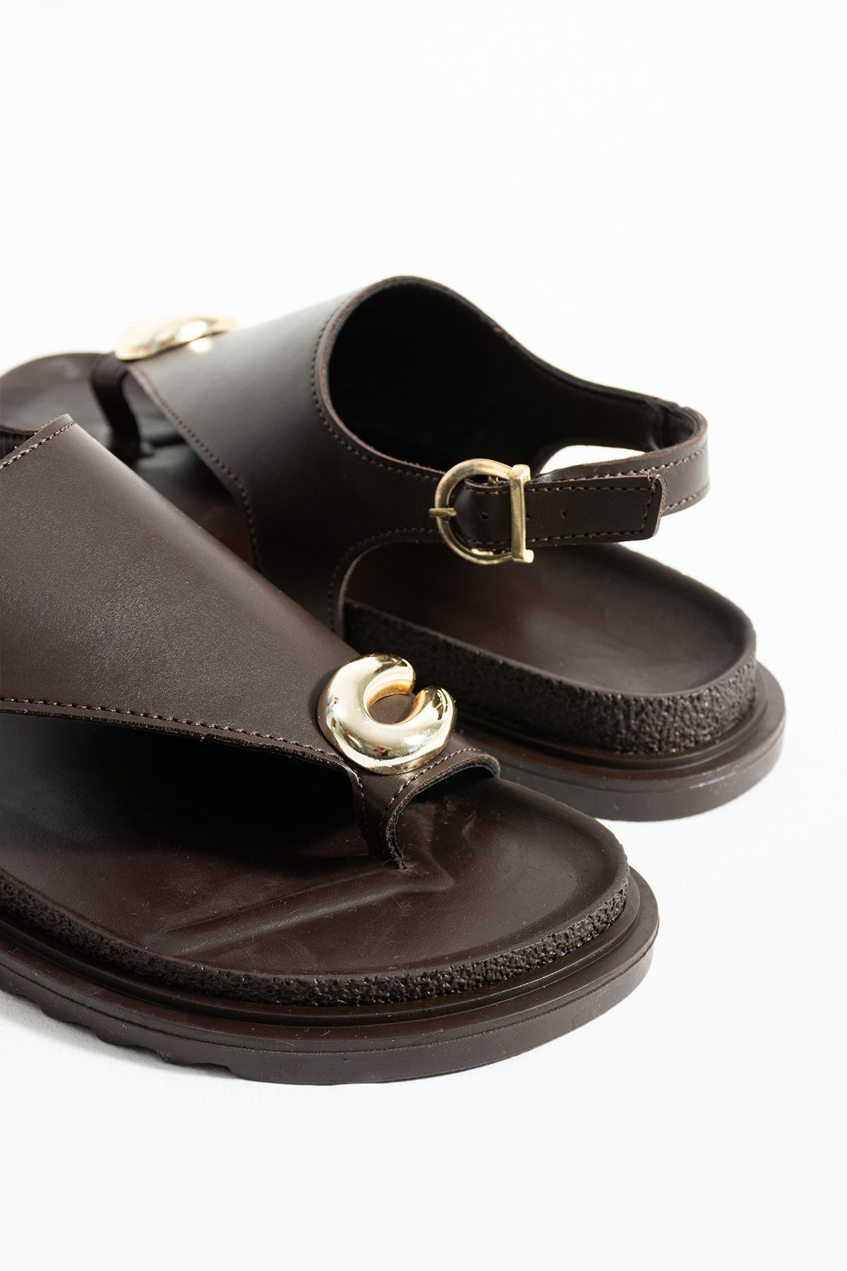 DUXAL SHOES Clara Kadın Altın Tokalı Kahverengi Düz Sandalet görsel 4