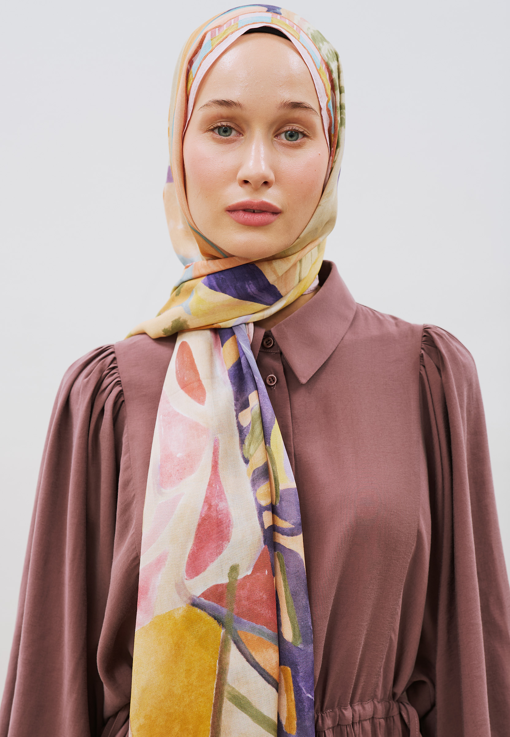 Fresh Scarfs Floral Fiesta Desen Rami Viskon Şal Menekşe görsel 2
