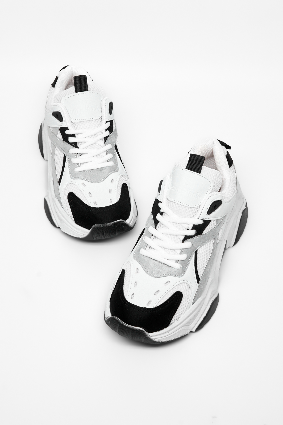 TONNY BLACK Kadın Beyaz Siyah Rahat Kalıp Poli Taban Bağcıklı Sneaker görsel 2