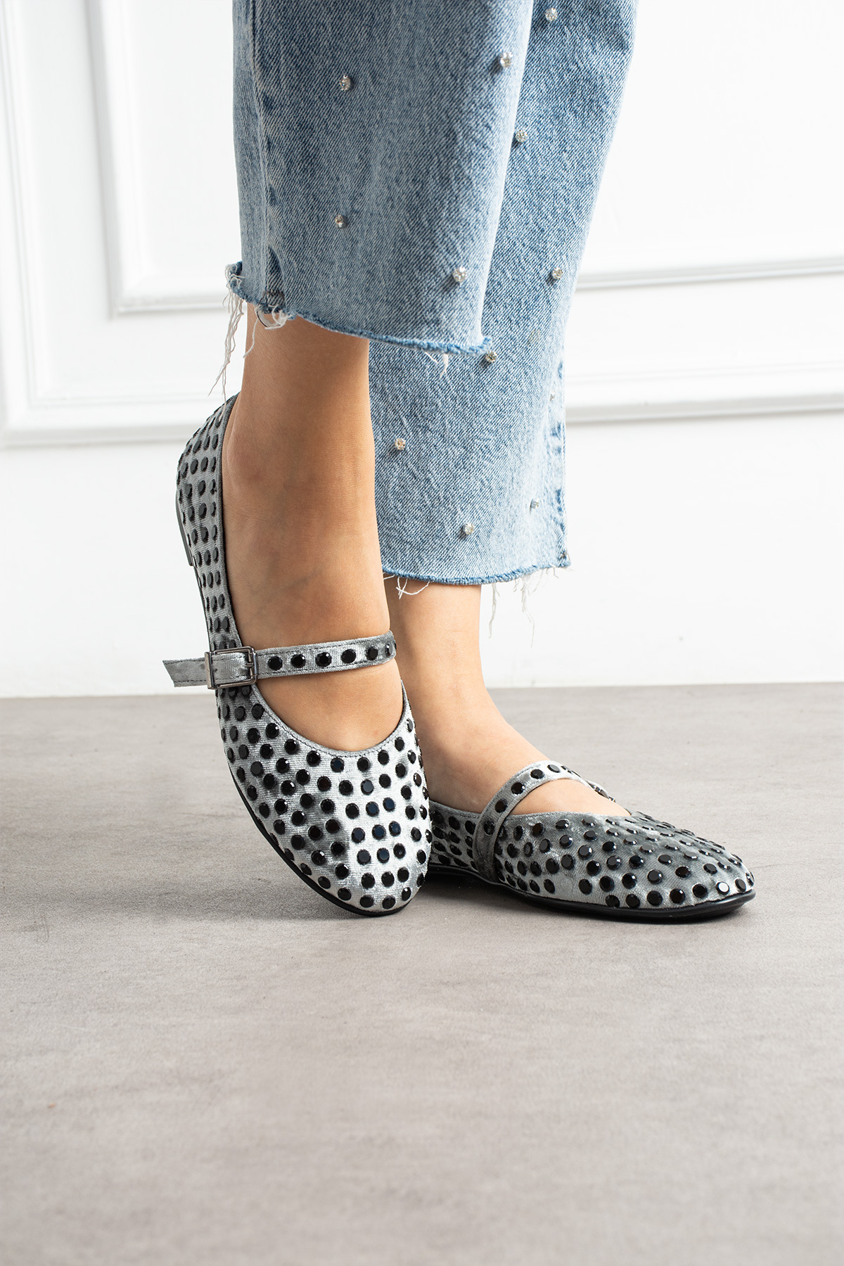 DUXAL SHOES Ruby Kadife Taş Detaylı Bilekten Bağlamalı Kadın Babet görsel 2