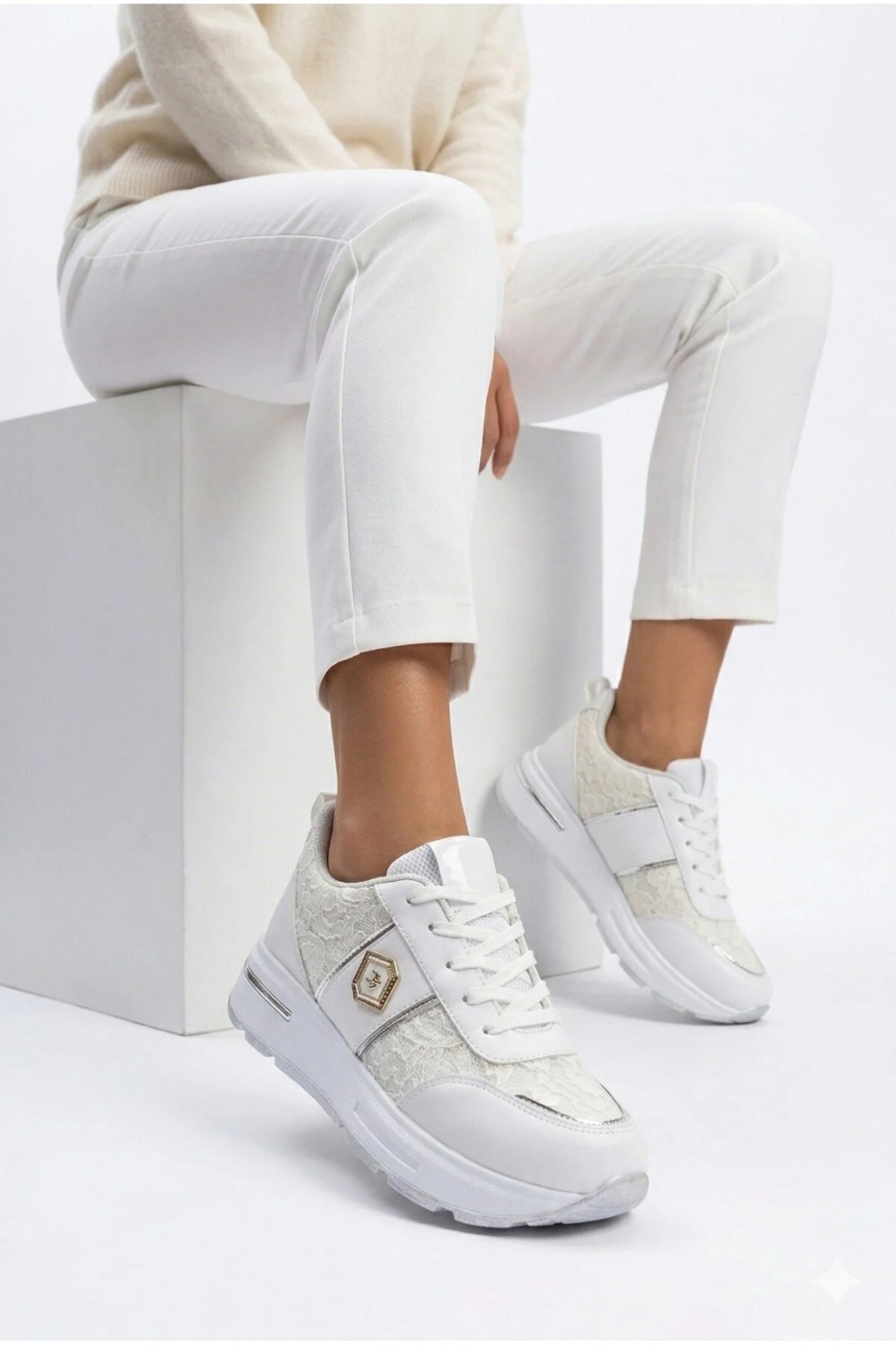 Slipcat Dantel Detaylı Trend 5 Cm Platform Yüksek Taban Kadın Sneaker Spor Ayakkabı görsel 3