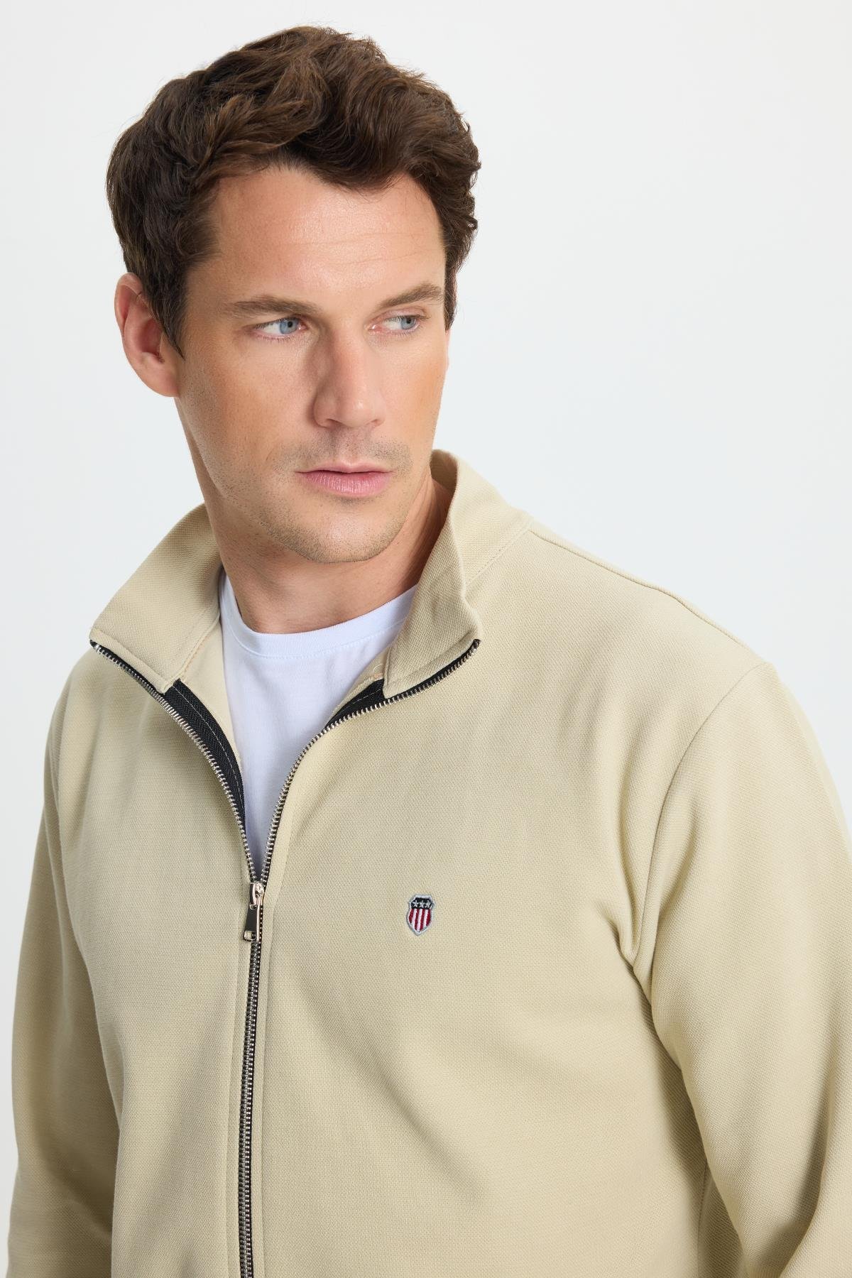 TUDORS Erkek Slim Fit Dar Kesim Pamuklu Tam Fermuarlı Çift Cepli Dik Yaka Krem Sweatshirt Hırka görsel 2