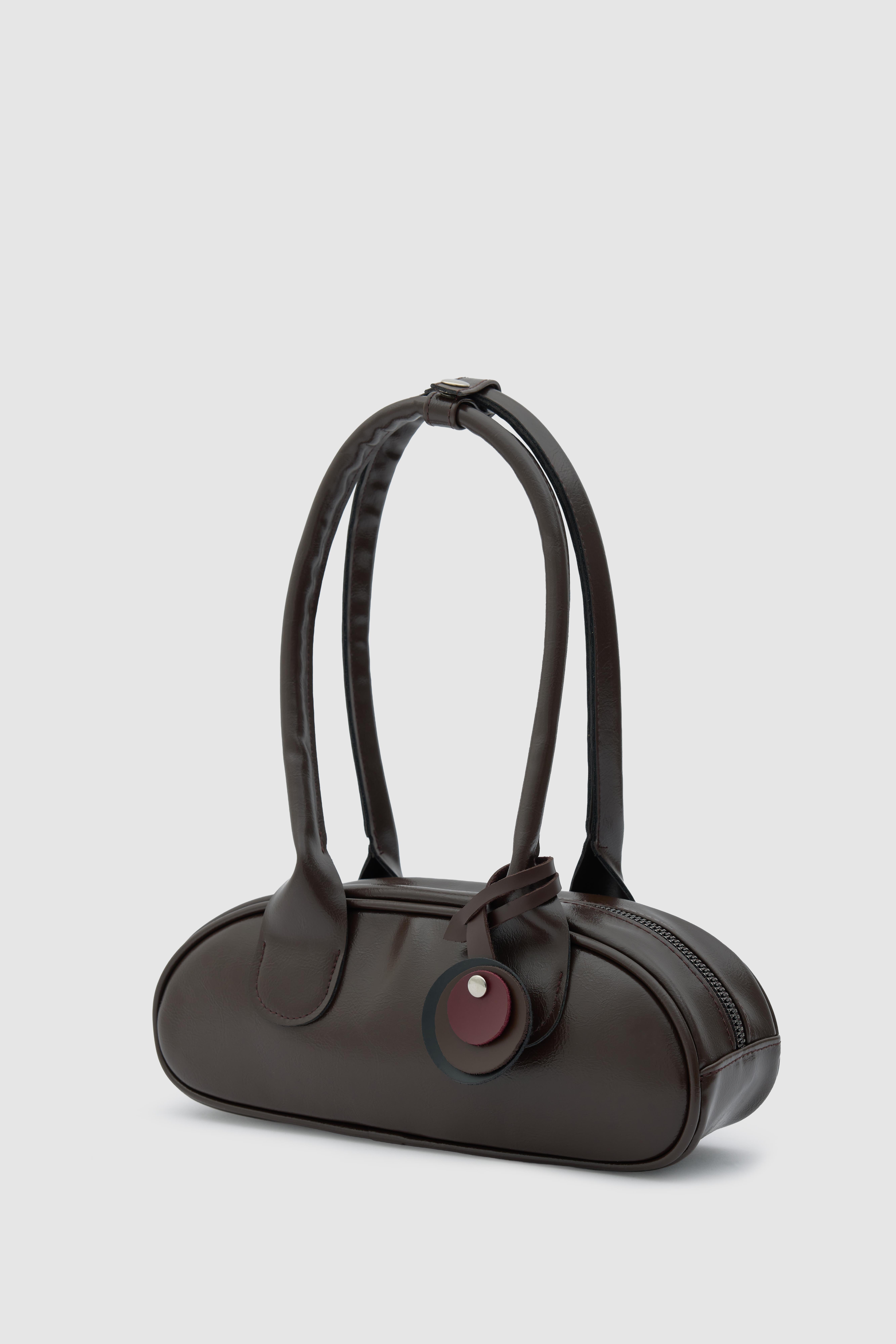 Shulebags Lisse Charmlı Oval Baget Çanta Acı Kahve görsel 3