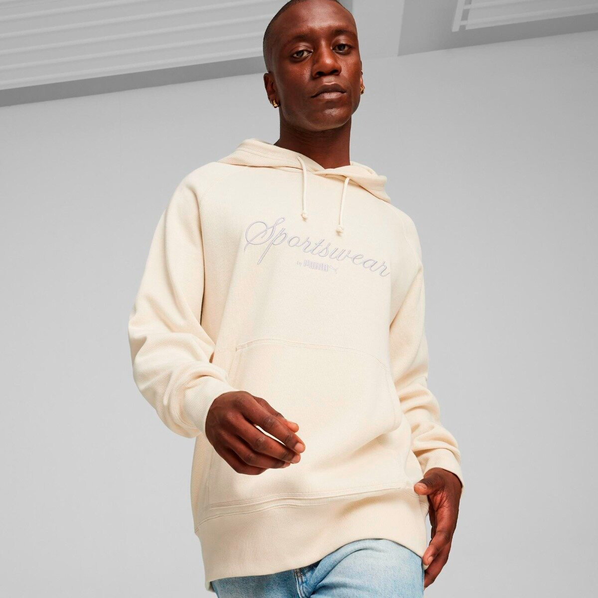 Puma Classics Erkek Ekru Kapüşonlu Sweatshirt görsel 4
