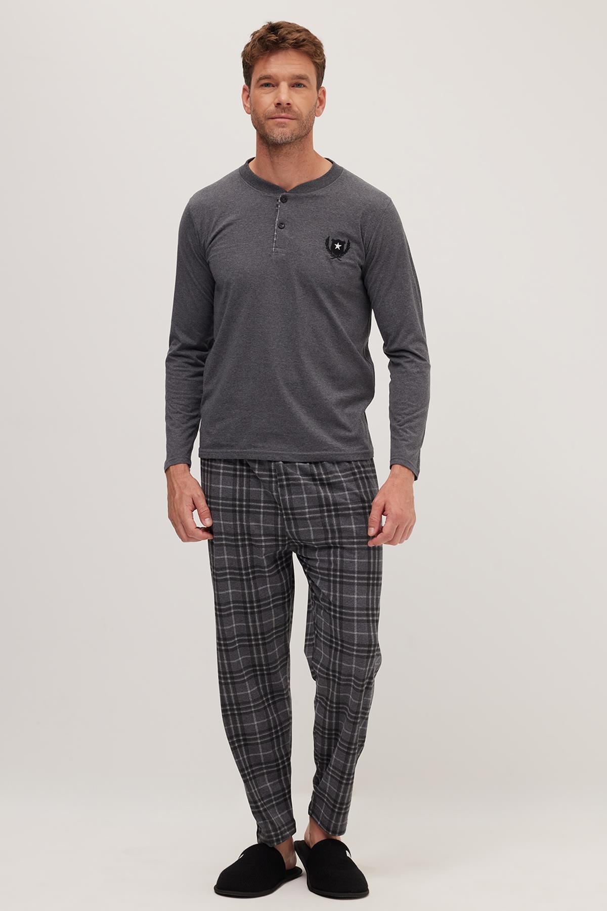 TUDORS Erkek Regular Fit Pamuklu Düğmeli Yaka Beli Lastikli Desenli Gri Pijama Takımı