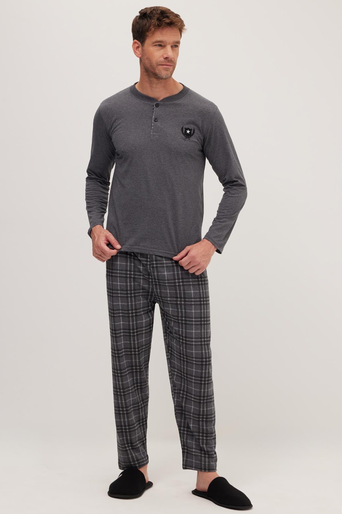 TUDORS Erkek Regular Fit Pamuklu Düğmeli Yaka Beli Lastikli Desenli Gri Pijama Takımı görsel 4