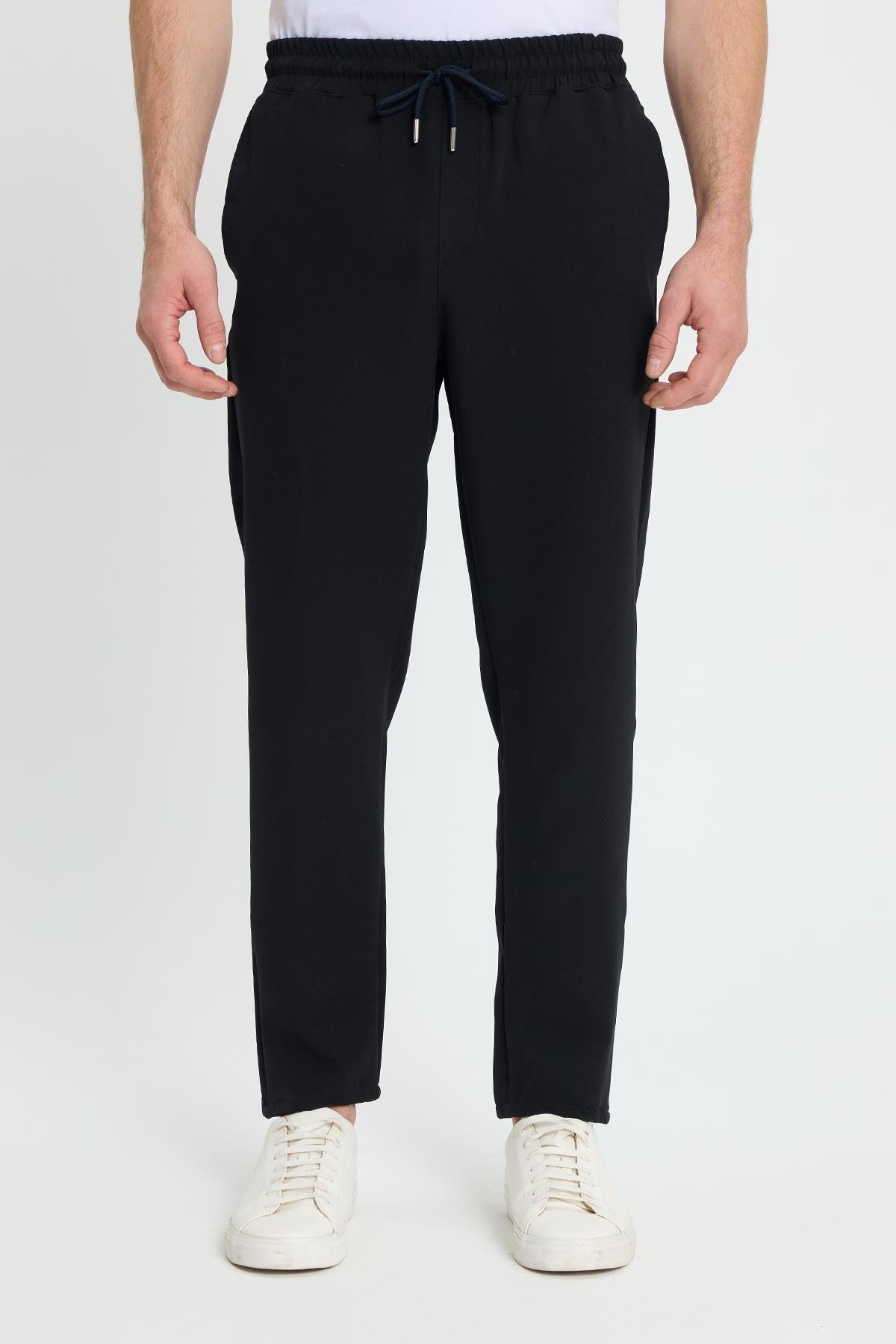 TUDORS Erkek Regular Fit Beli Lastikli Bağcıklı Jogger Siyah Pantolon Rahat Kesim Yan Cepli