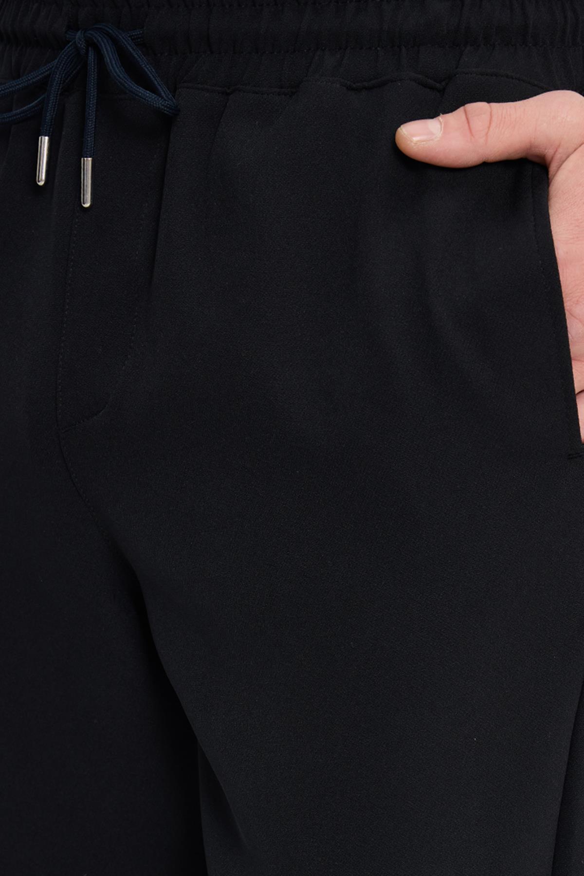 TUDORS Erkek Regular Fit Beli Lastikli Bağcıklı Jogger Siyah Pantolon Rahat Kesim Yan Cepli görsel 6