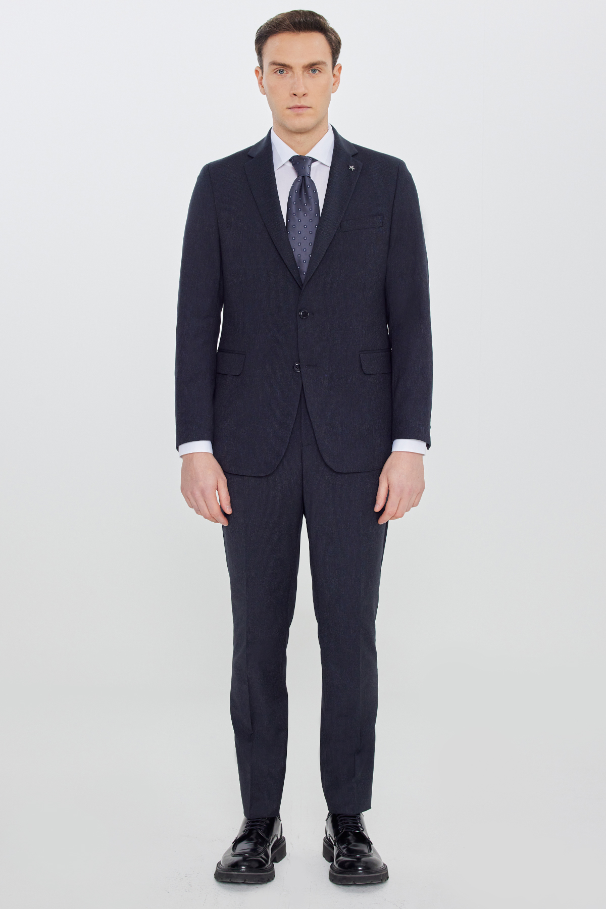 Altınyıldız Classics Erkek Lacivert Slim Fit Dar Kesim Mono Yaka Kapak Cep Esnek Takım Elbise