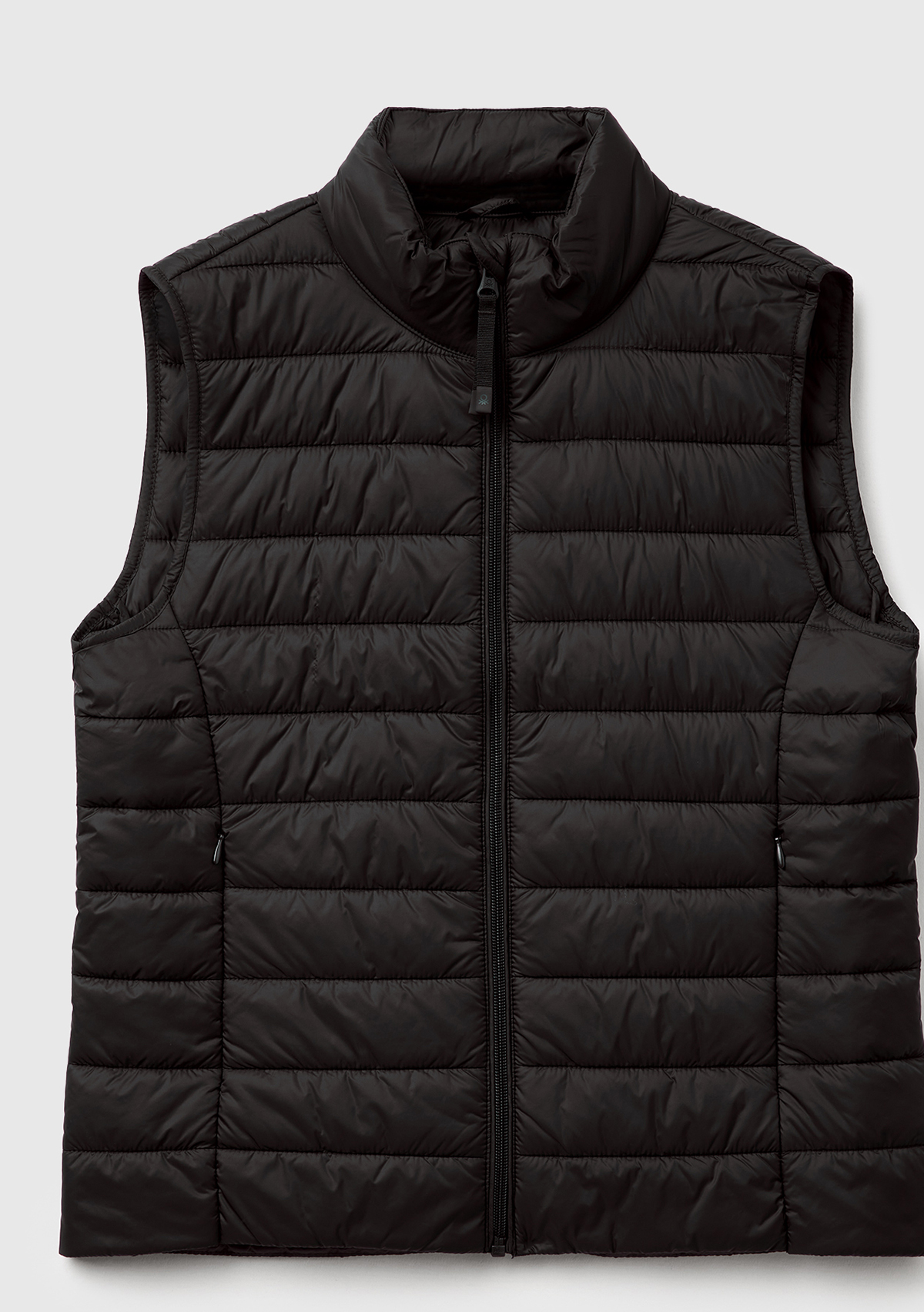 United Colors Of Benetton Kadın Siyah Polyester Dolgulu Fermuarlı Slim Fit Pufa Yelek görsel 2