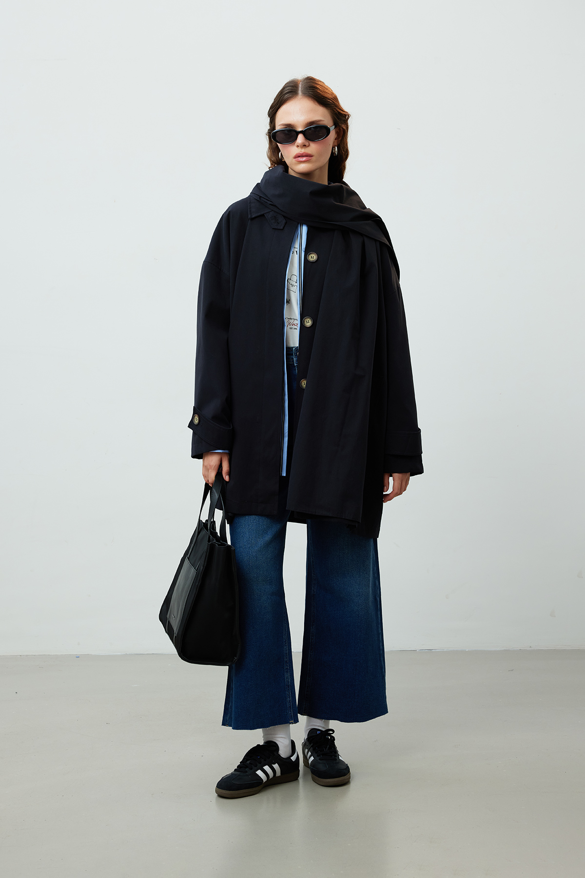 Manuka Stokholm Şal Detaylı Oversize Trençkot Siyah
