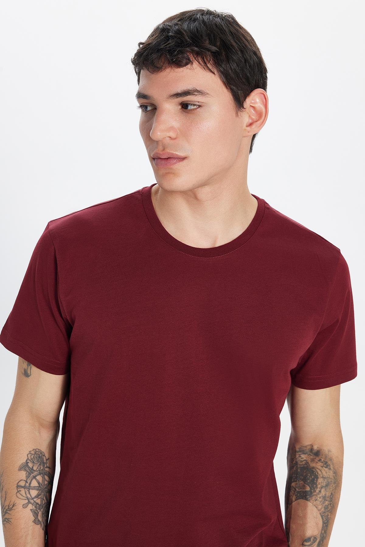 TUDORS Erkek Slim Fit Bordo Bisiklet Yaka %100 Pamuk Dar Kesim Basic Tişört