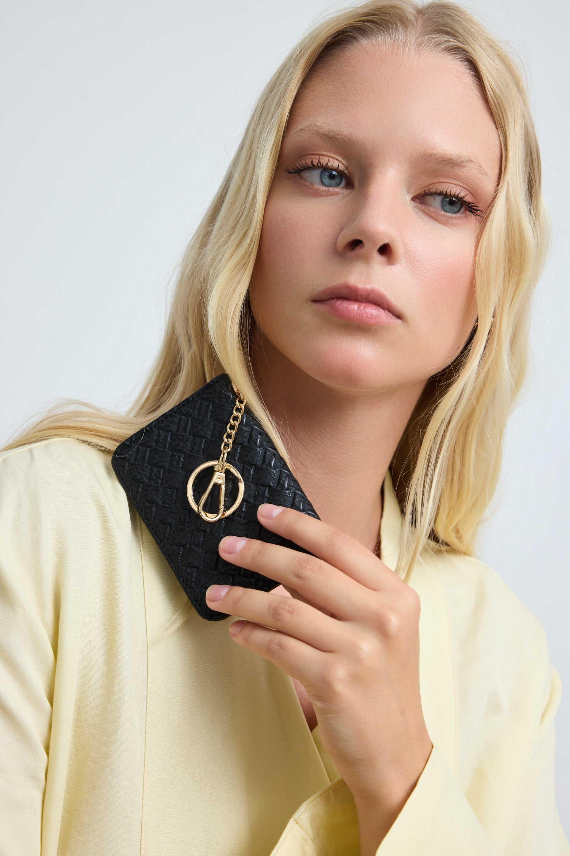 Shulebags Wowen Örgü Deri Charm Kartlık Siyah görsel 3