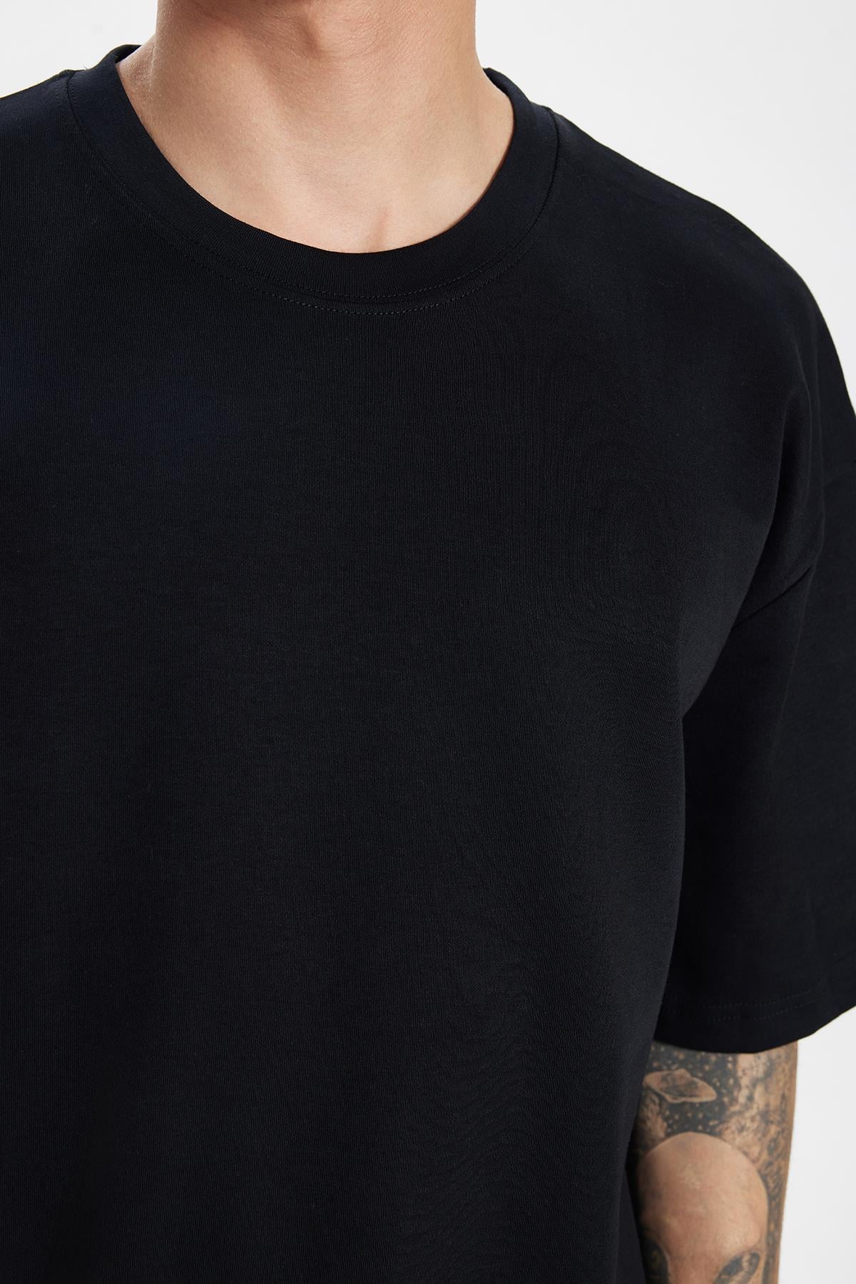 TUDORS Unisex Oversize Geniş Kesim Pamuklu Yumuşak Dokulu Basic Bisiklet Yaka Siyah Tişört görsel 4