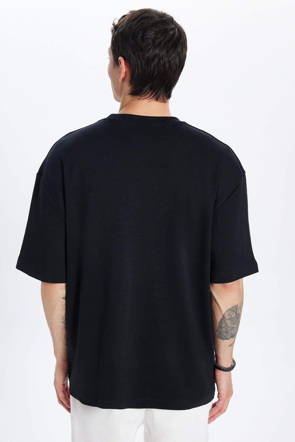 TUDORS Unisex Oversize Geniş Kesim Pamuklu Yumuşak Dokulu Basic Bisiklet Yaka Siyah Tişört görsel 6