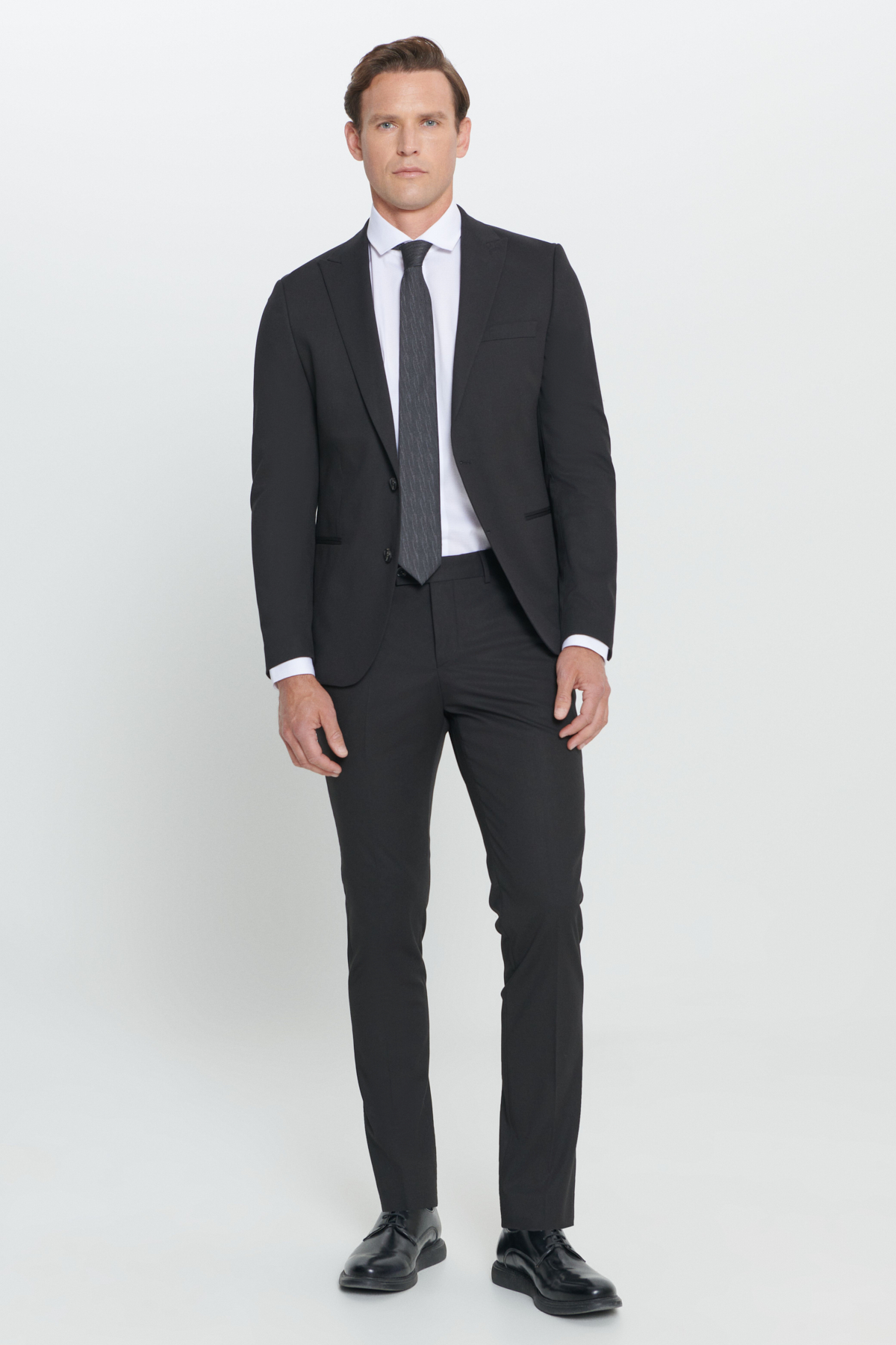 Altınyıldız Classics Erkek Siyah Ekstra Slim Fit Dar Kesim Kırlangıç Yaka Takım Elbise görsel 5