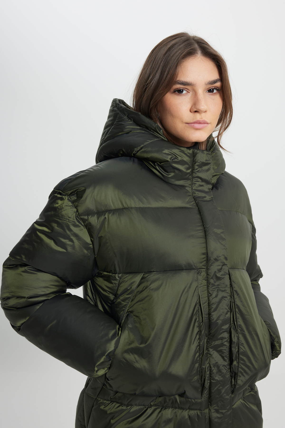 Wrangler Loose Fit Rahat Kesim Kapüşonlu Haki Şişme Mont görsel 5