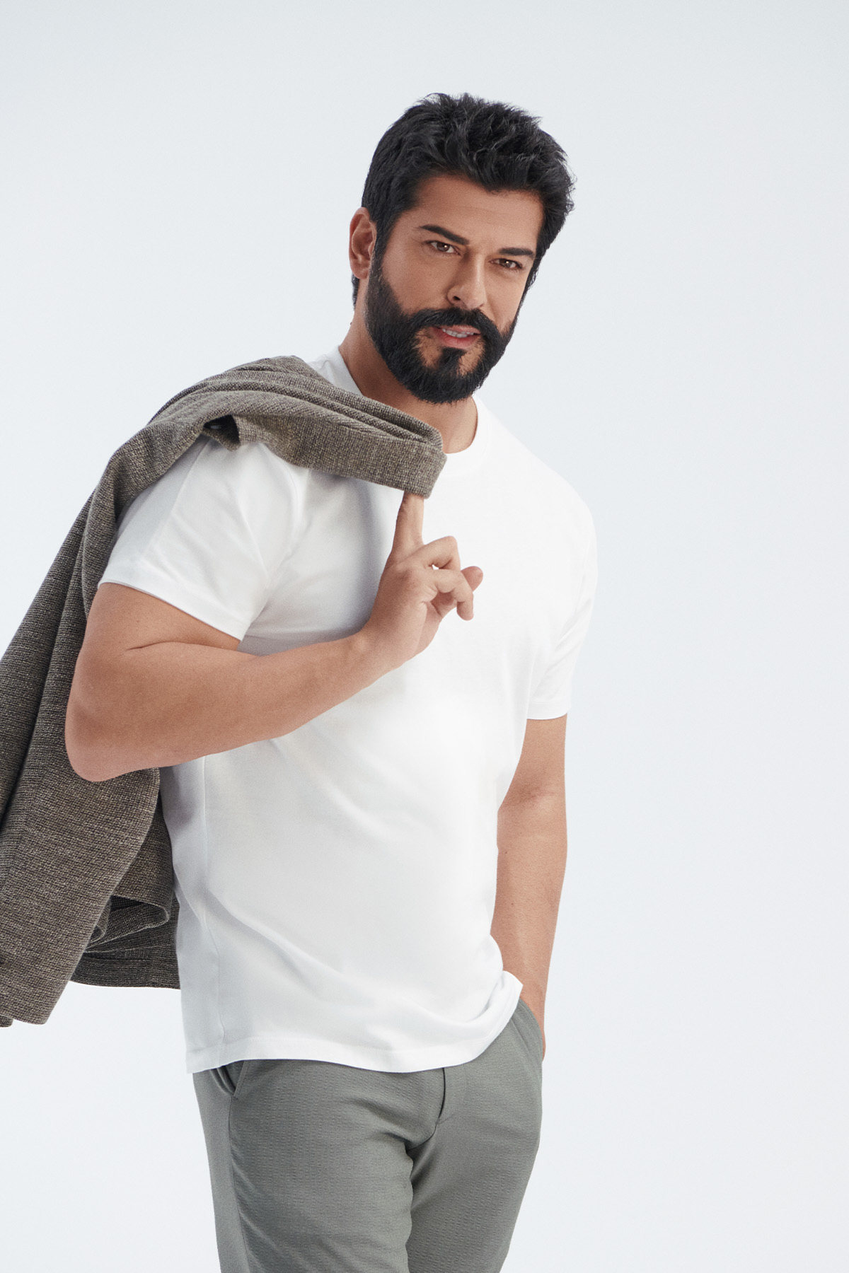 AC&Co / Altınyıldız Classics Erkek Beyaz Slim Fit Dar Kesim %100 Pamuk Bisiklet Yaka Kısa Kollu Tişört
