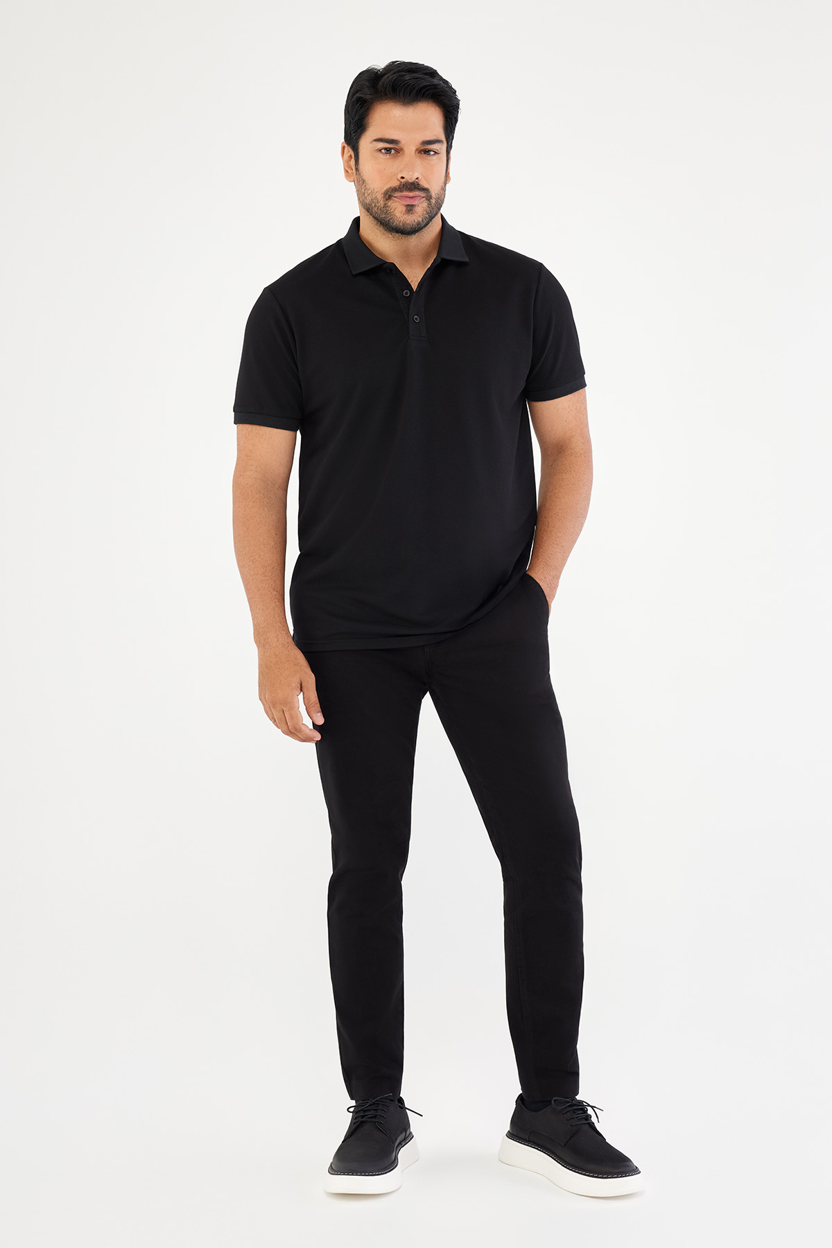 AC&Co / Altınyıldız Classics Erkek Siyah-Siyah Slim Fit Dar Kesim Kıvrılmaz Polo Yaka Kısa Kollu Tişört görsel 5