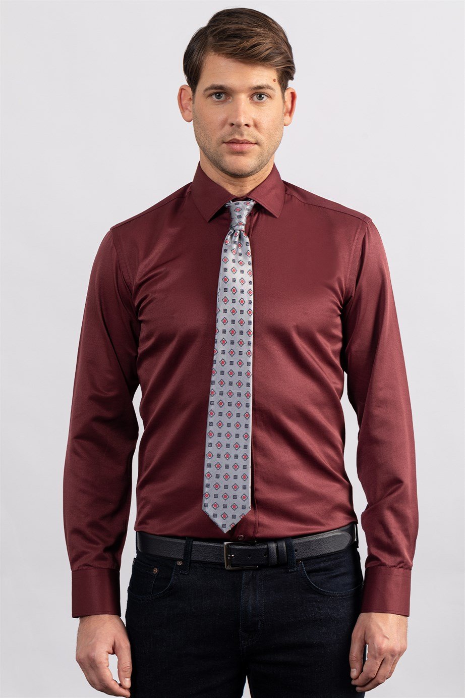 TUDORS Erkek Modern Slim Fit Düz Saten Pamuklu Bordo Gömlek