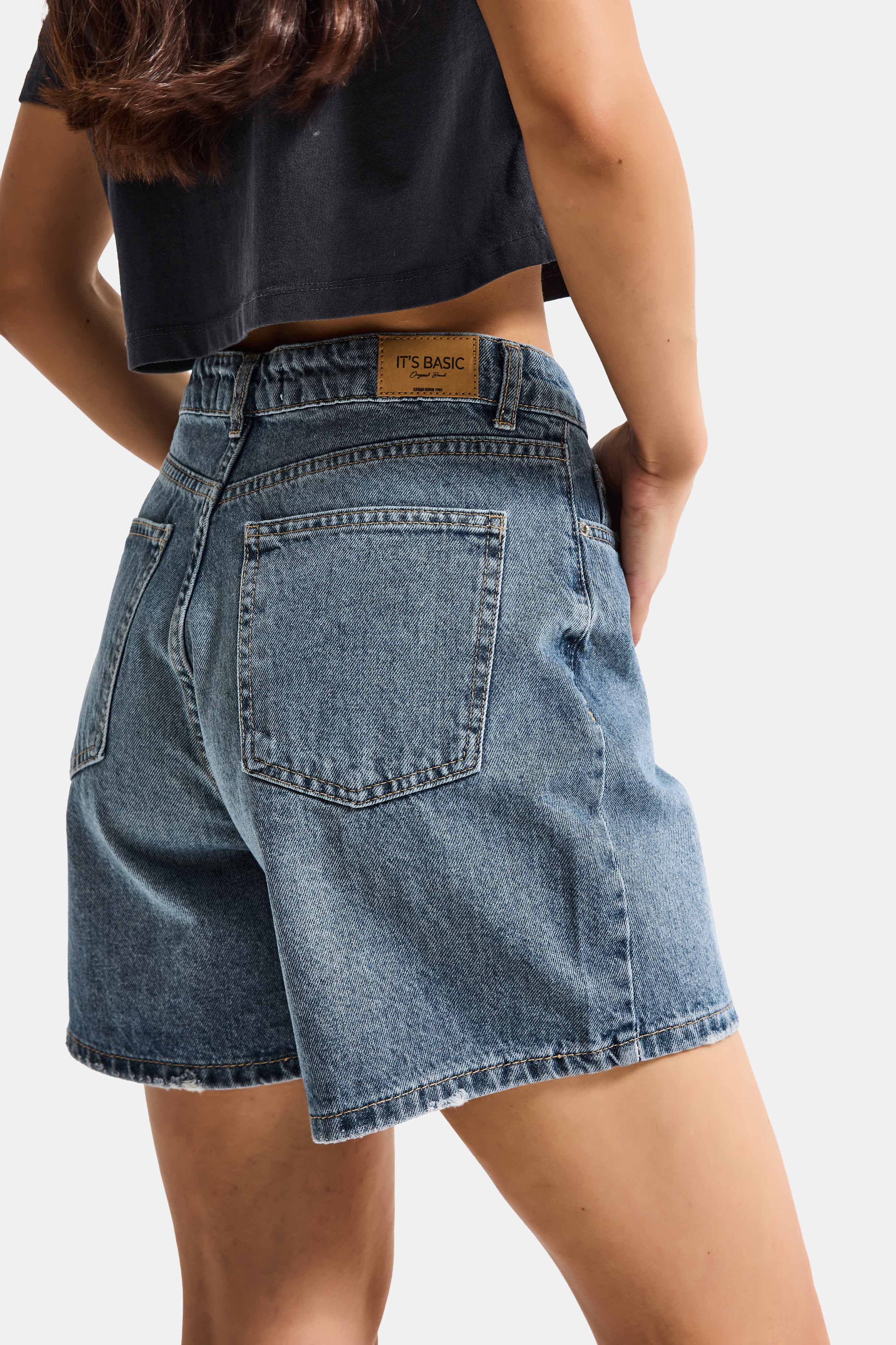 It's Basic Kadın Koyu Jean Rengi 2s6-125 Mom Fit Midi Boy %100 Pamuk Denim Şort görsel 2