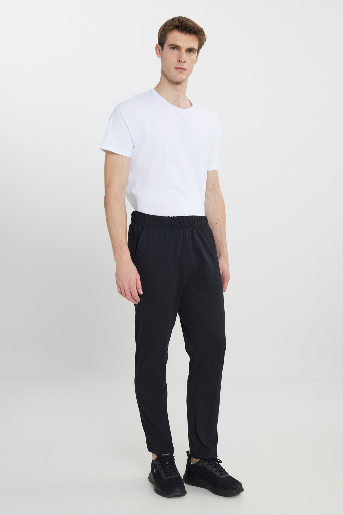 AC&Co / Altınyıldız Classics Erkek Siyah Pamuklu Standart Fit Normal Kesim Beli Lastikli Cepli Pijama Altı görsel 3