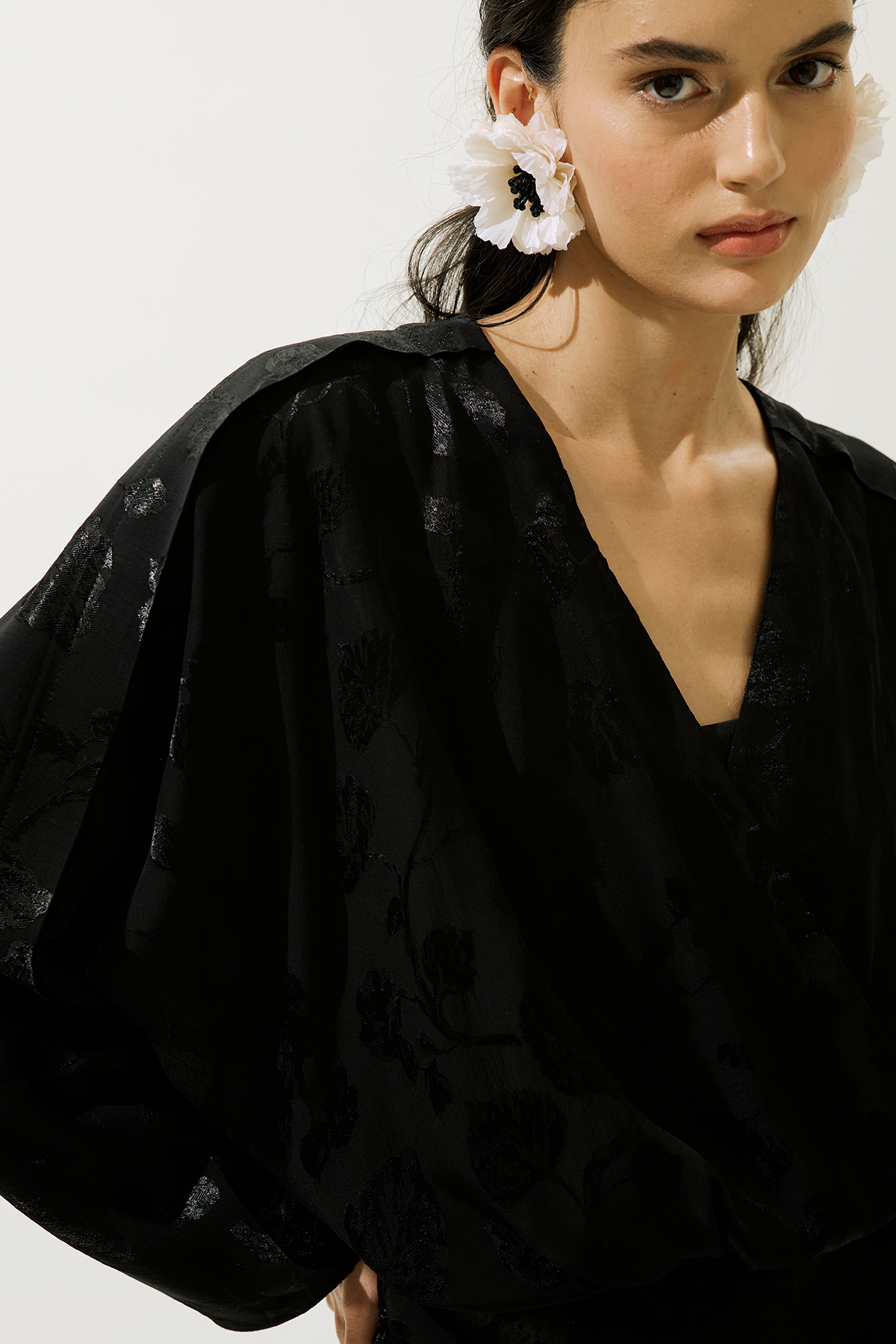 Manuka Jakarlı Saten Kimono Siyah görsel 6