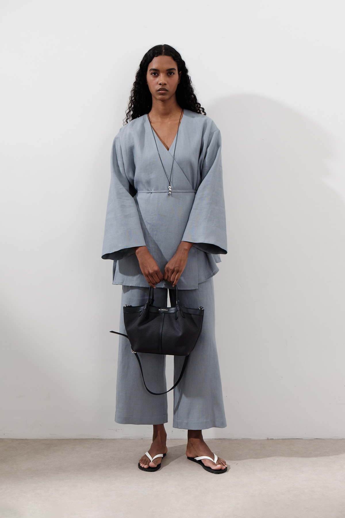 Manuka Keten Kruvaze Kapama Kimono Mavi görsel 4