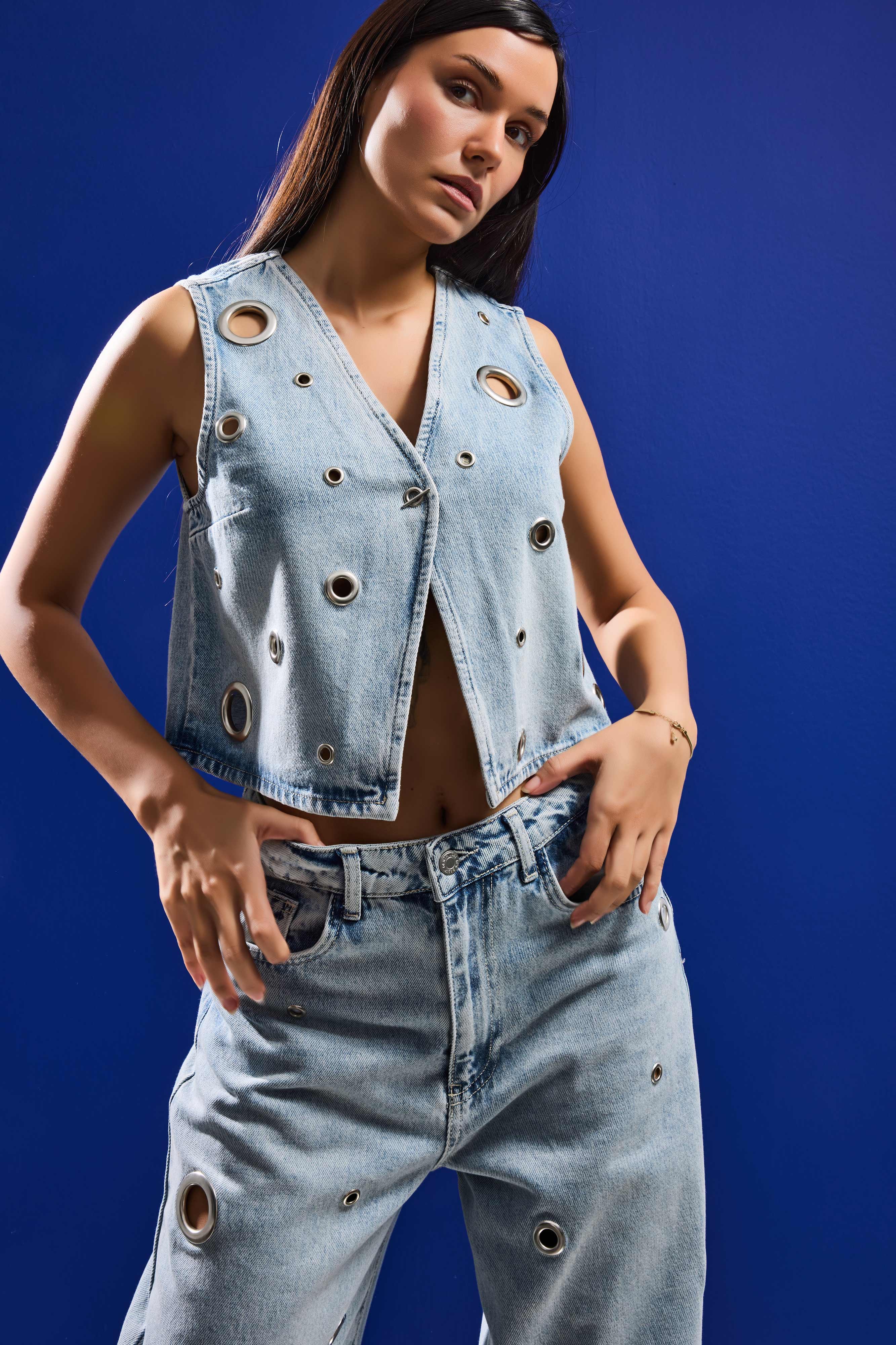 It's Basic Kadın Jean Rengi 4s6-65 Rahat Kesim Kuş Gözü Detaylı Tasarım Sıfır Kol Denim Yelek