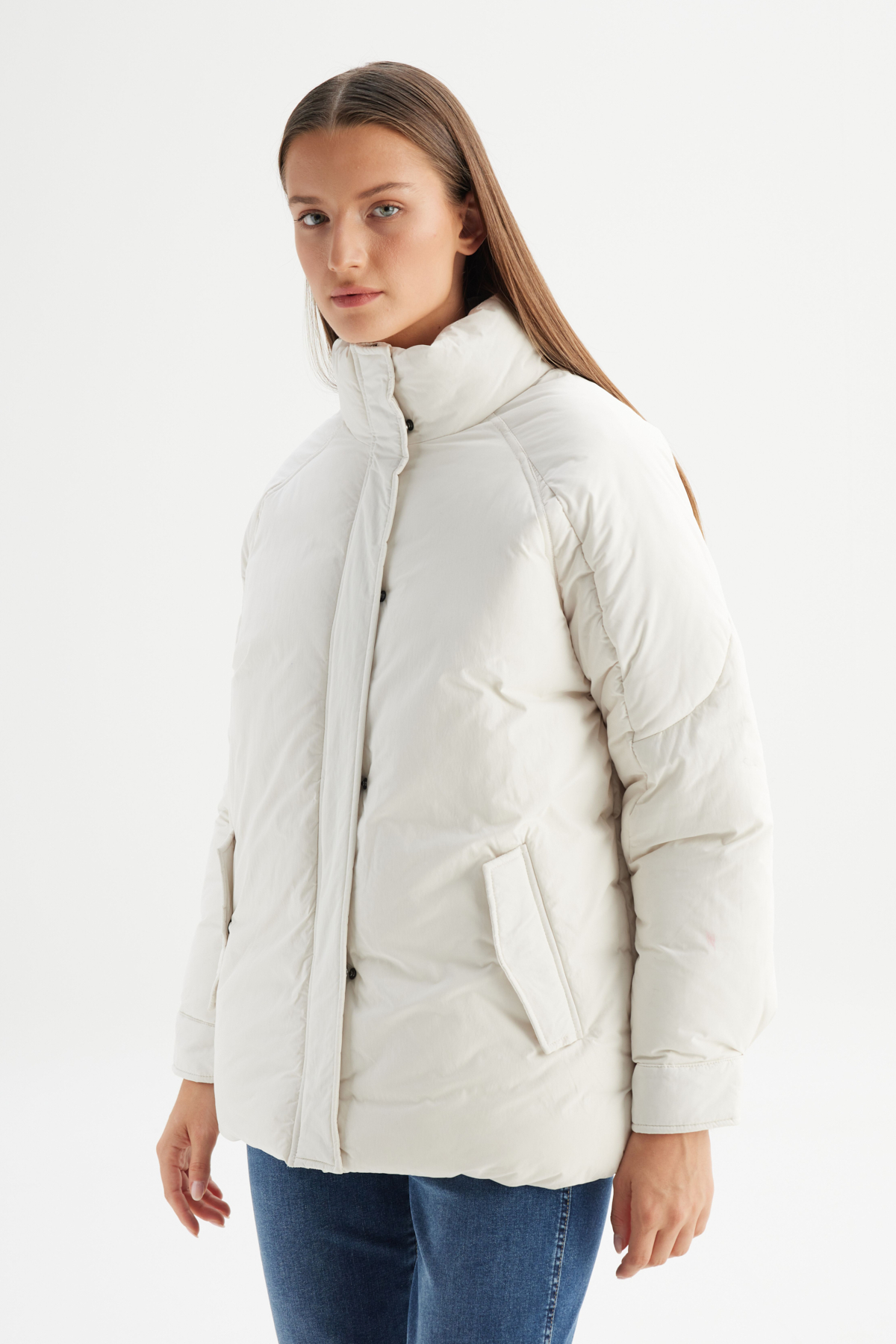 Wrangler Relaxed Fit Dik Yaka Kapitone Detaylı Ekru İnce Mont görsel 3