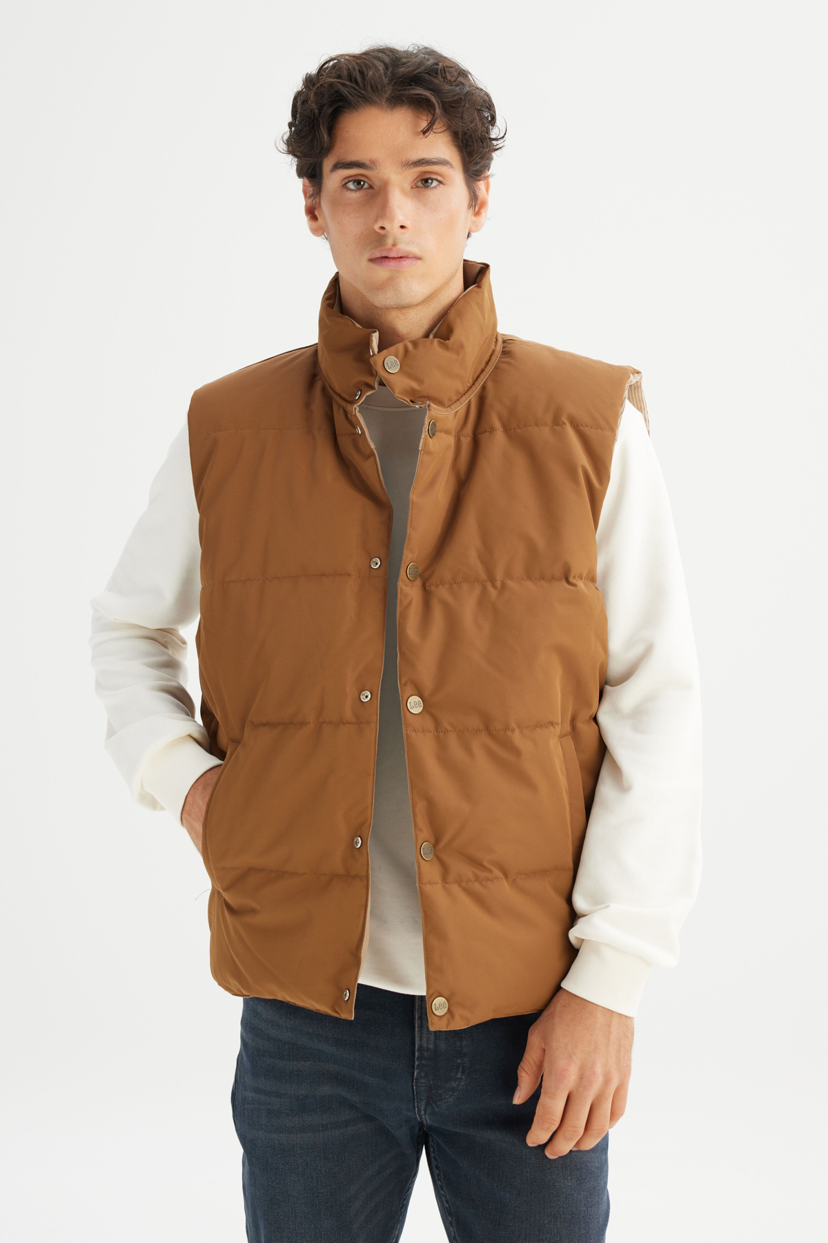 Lee Regular Fit Normal Kesim Çift Kullanımlı Deve Tüyü Şişme Yelek